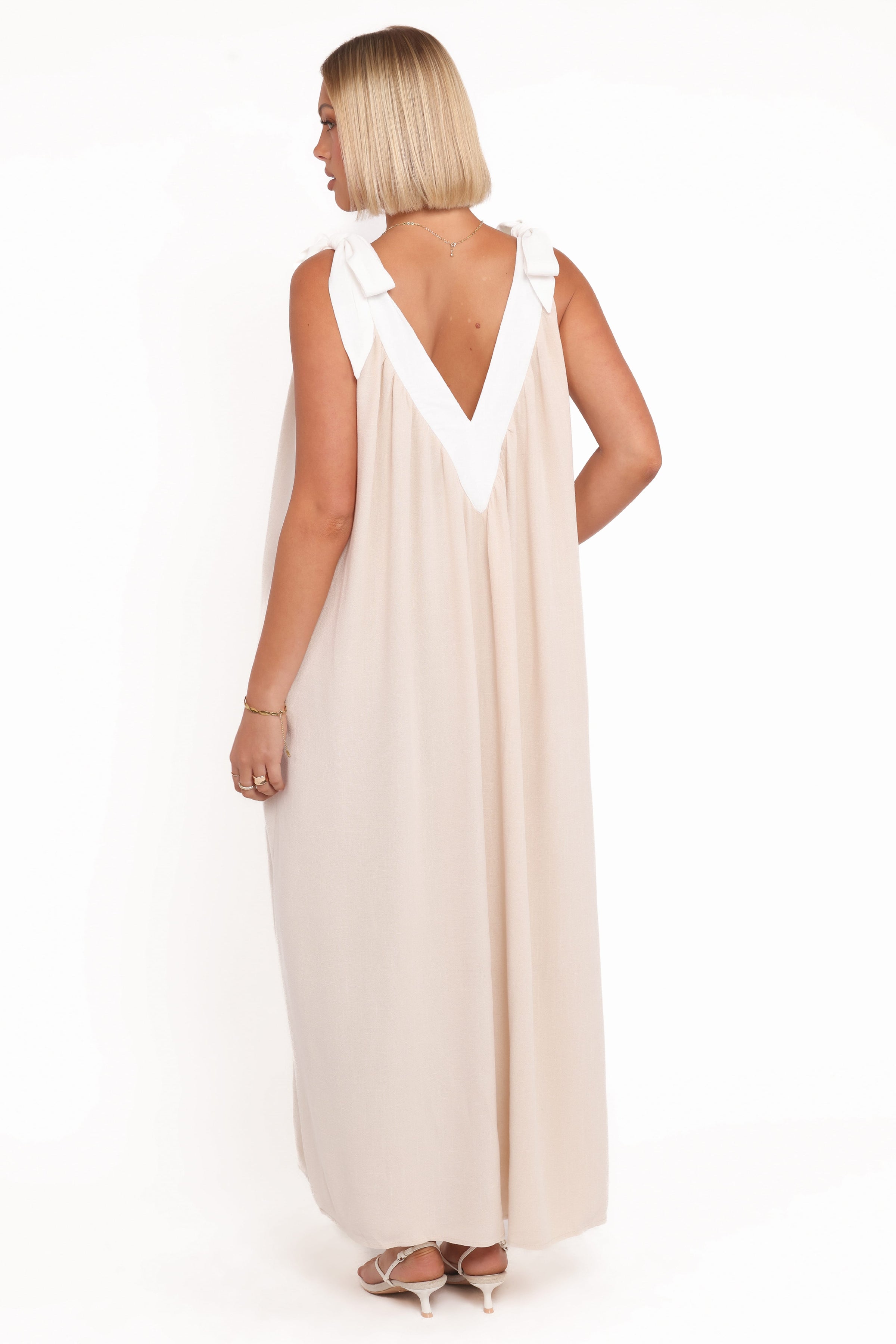 Petal and Pup USA DRESSES Dami Maxi Dress - Oatmeal