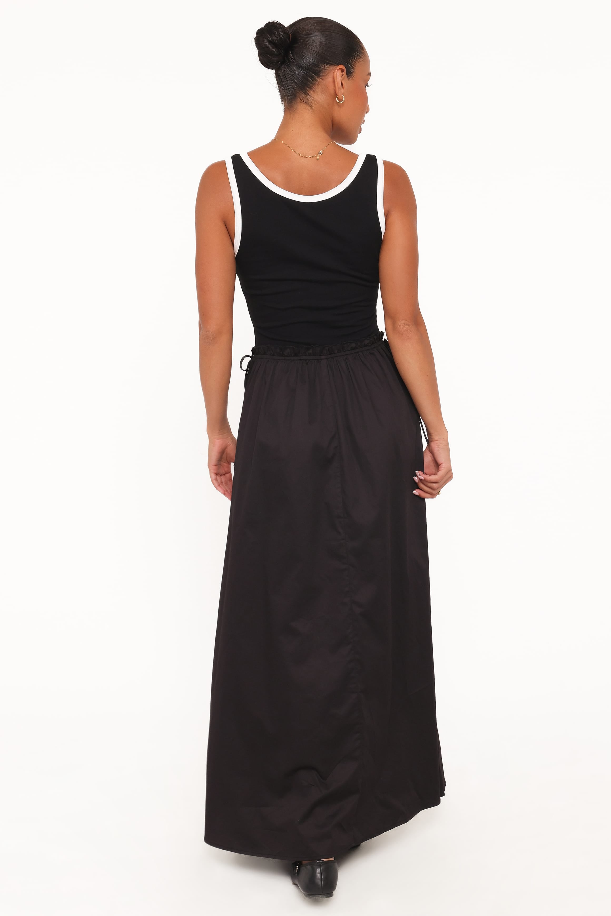 Petal and Pup USA DRESSES Finesse Maxi Dress - Black