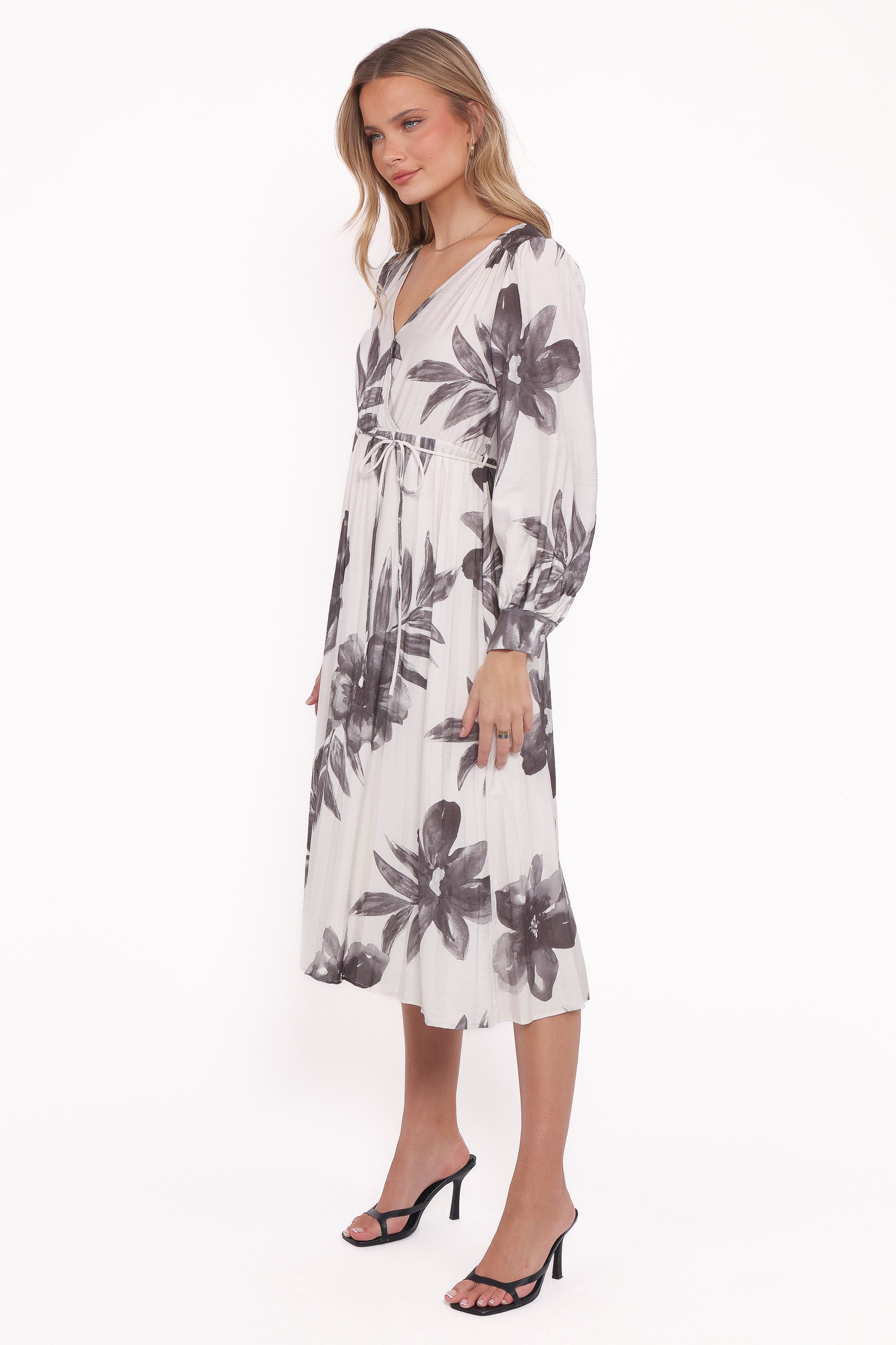 Petal and Pup USA DRESSES Grainne Long Sleeve Midi Dress - Black/White Floral