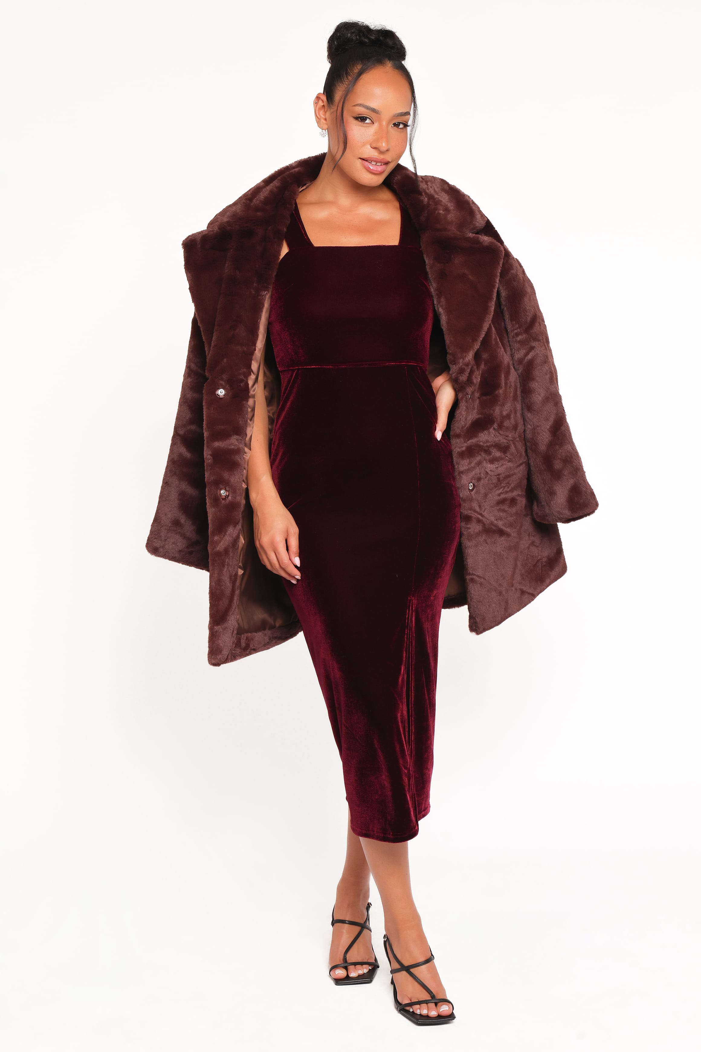 Petal and Pup USA DRESSES Hyatt Velvet Dress - Burgundy