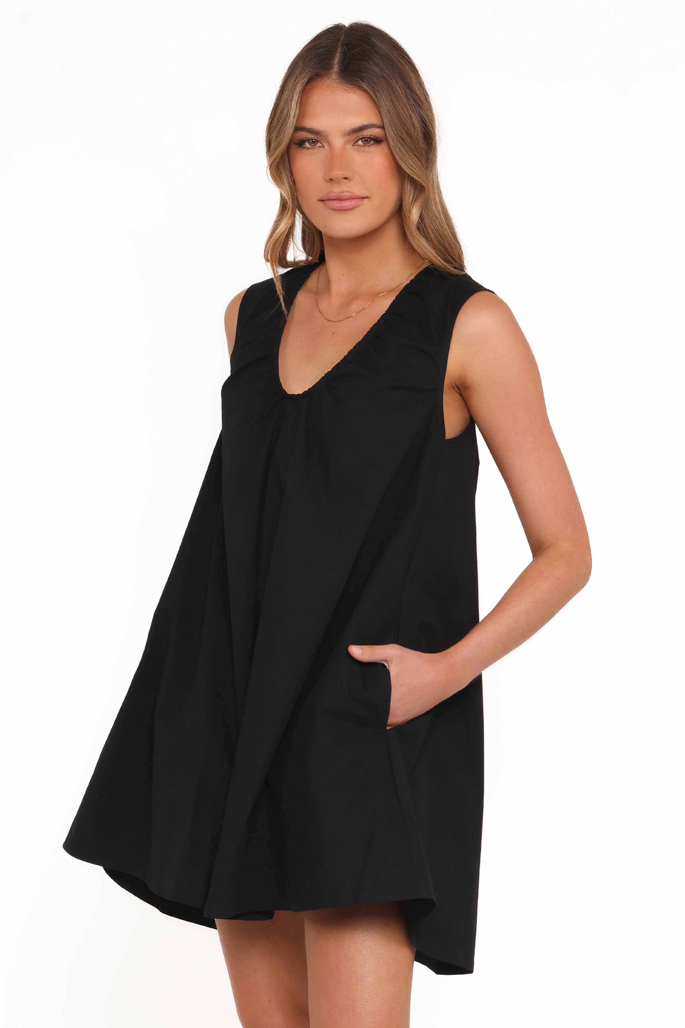 Petal and Pup USA DRESSES Jorah Mini Dress - Black