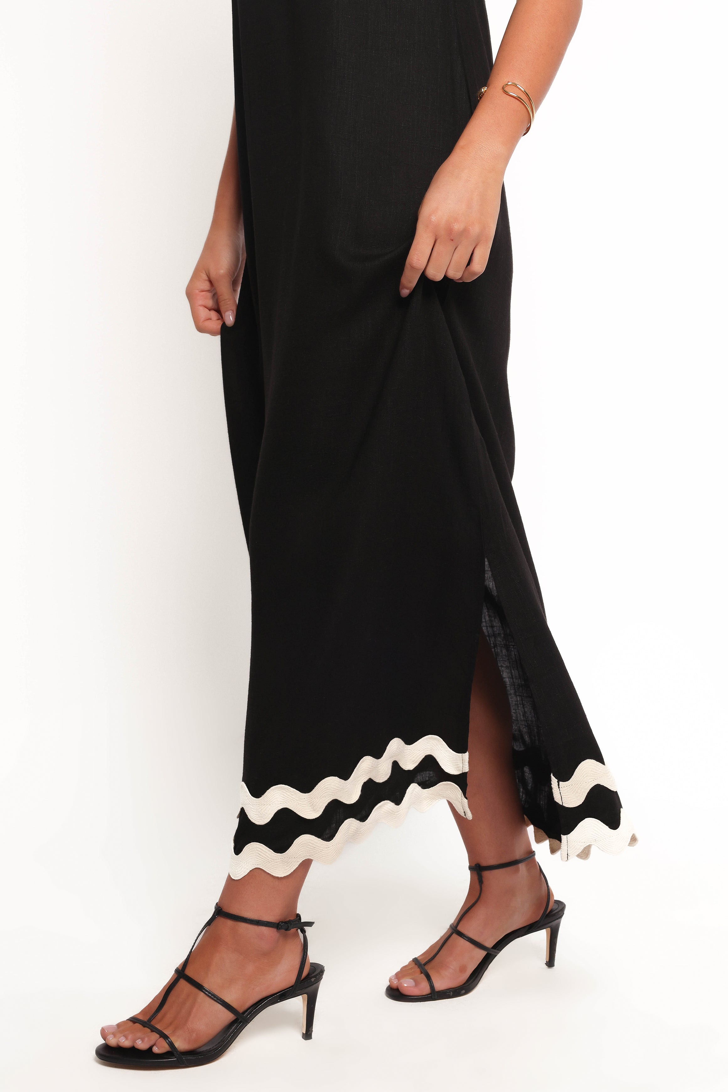 Petal and Pup USA DRESSES Juno Maxi Dress - Black