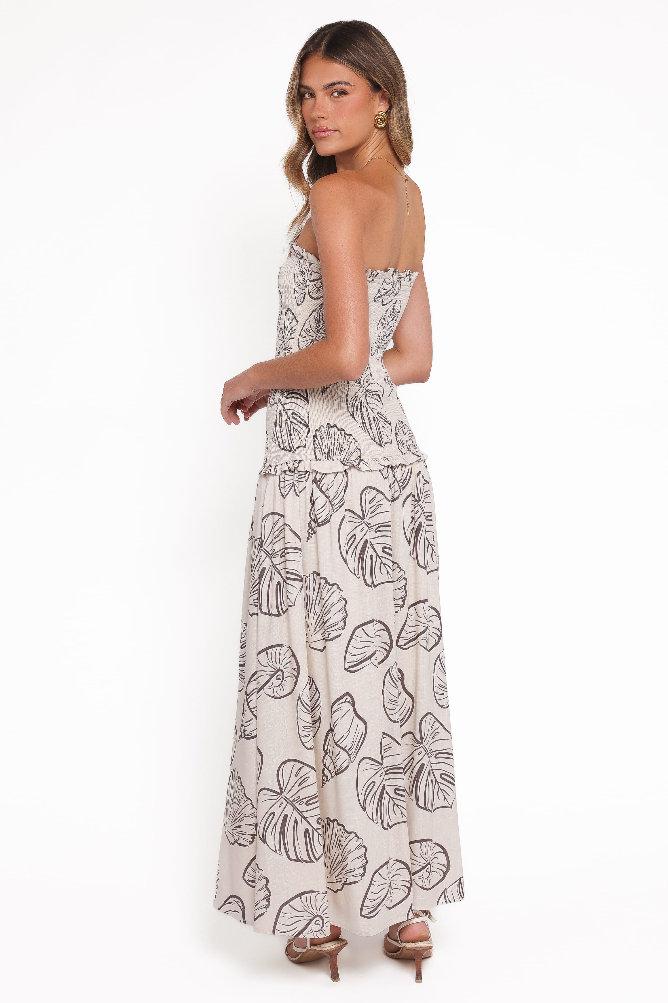 Petal and Pup USA DRESSES Parkway Maxi Dress - Cream Shells