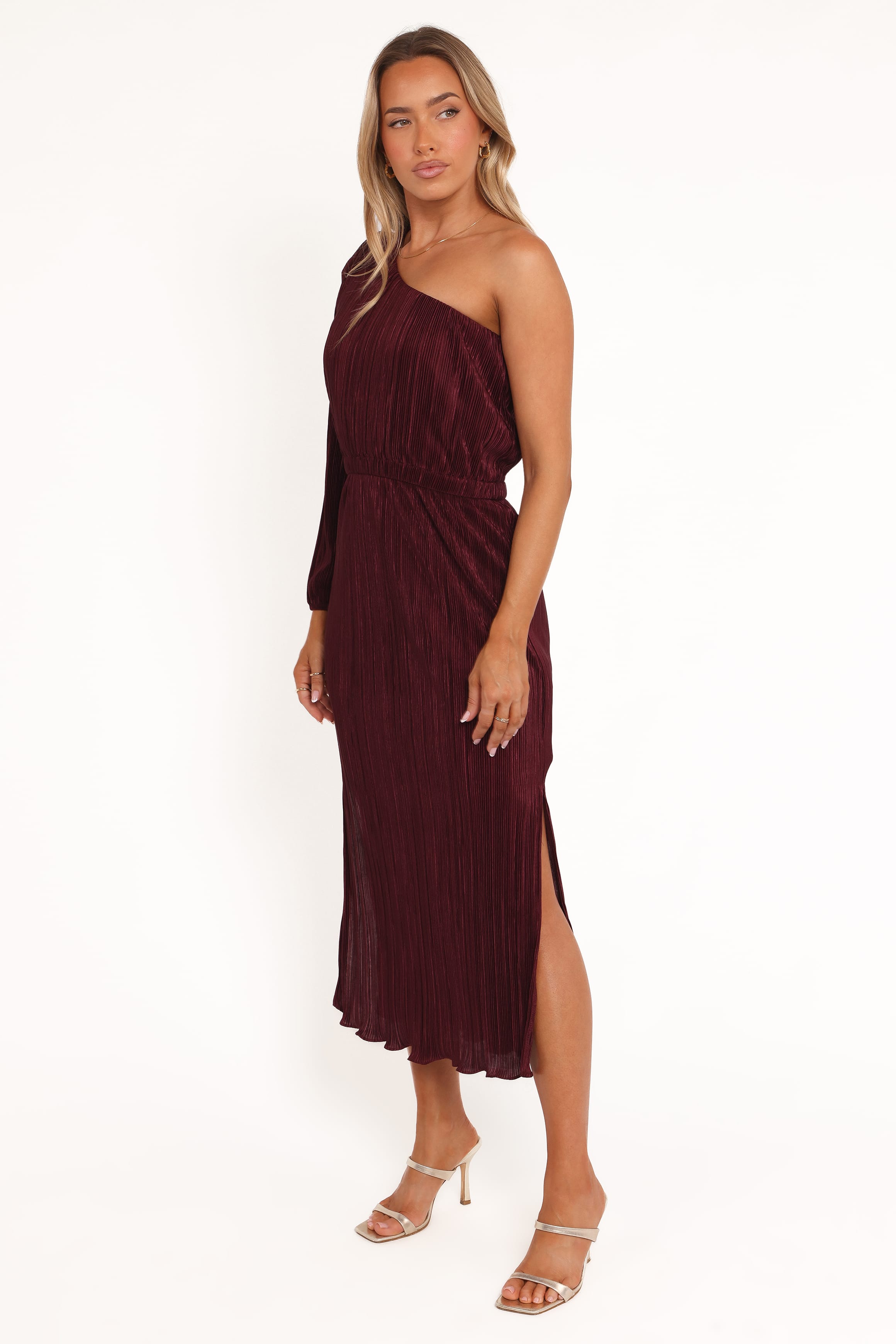Petal and Pup USA DRESSES Pontee One Shoulder Pleated Midi Dress - Burgundy