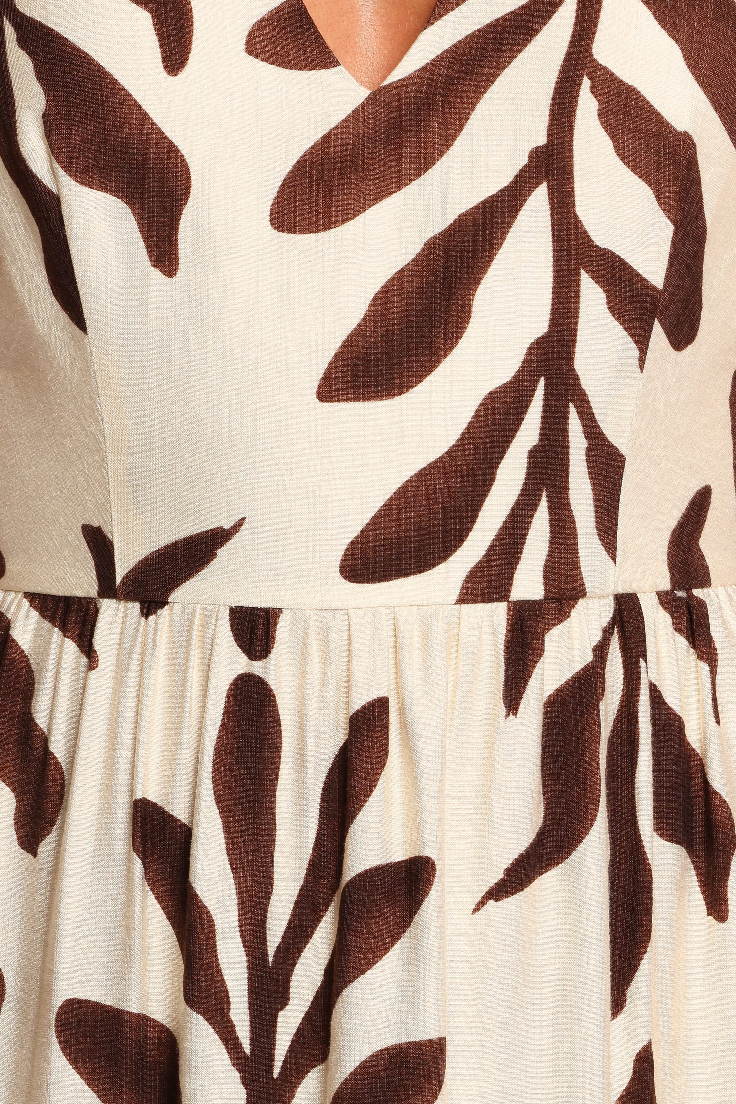Petal and Pup USA DRESSES Steele Puff Sleeve Midi Dress - Brown Palm
