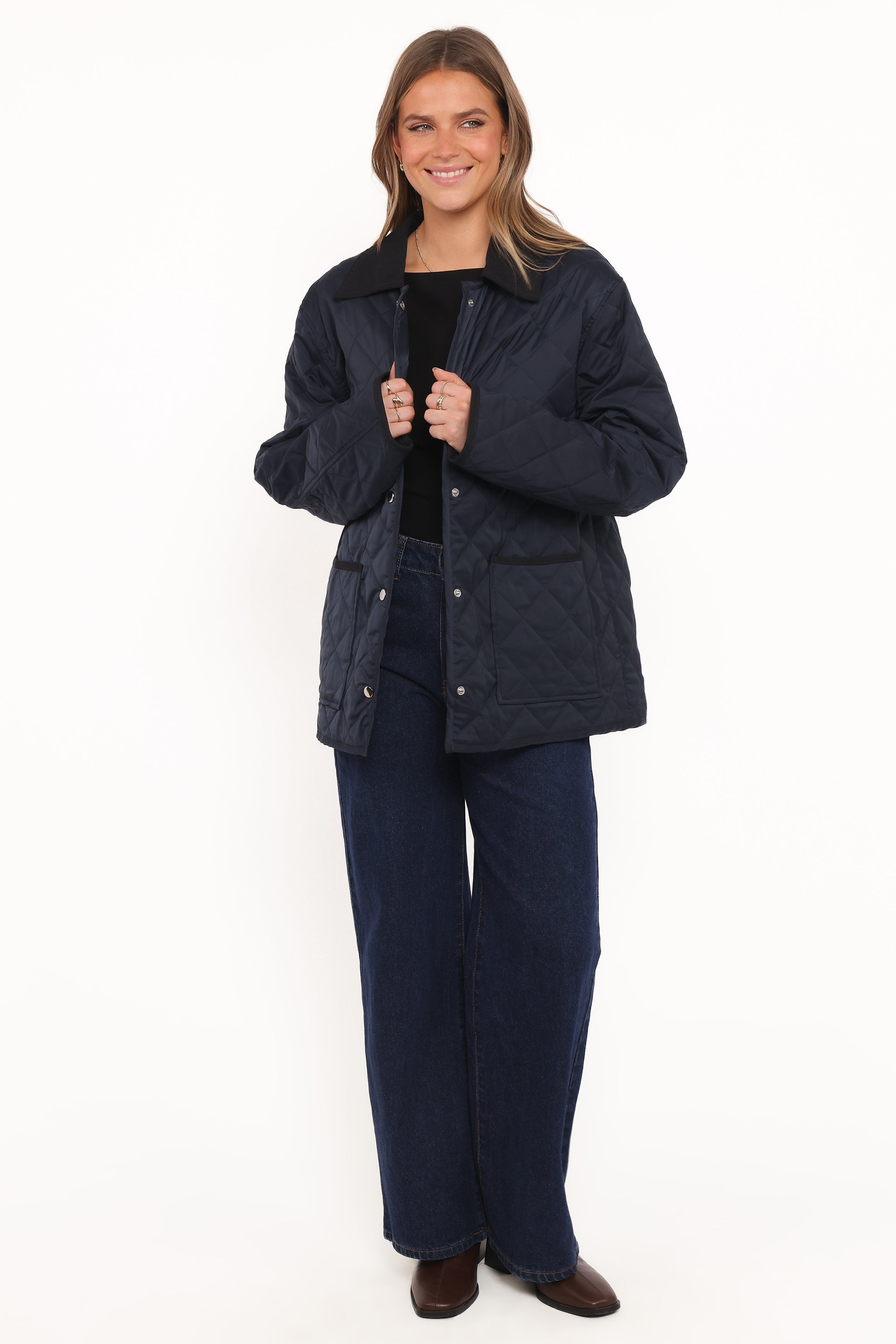 Petal and Pup USA OUTERWEAR Lynly Quilted Barn Jacket - Navy