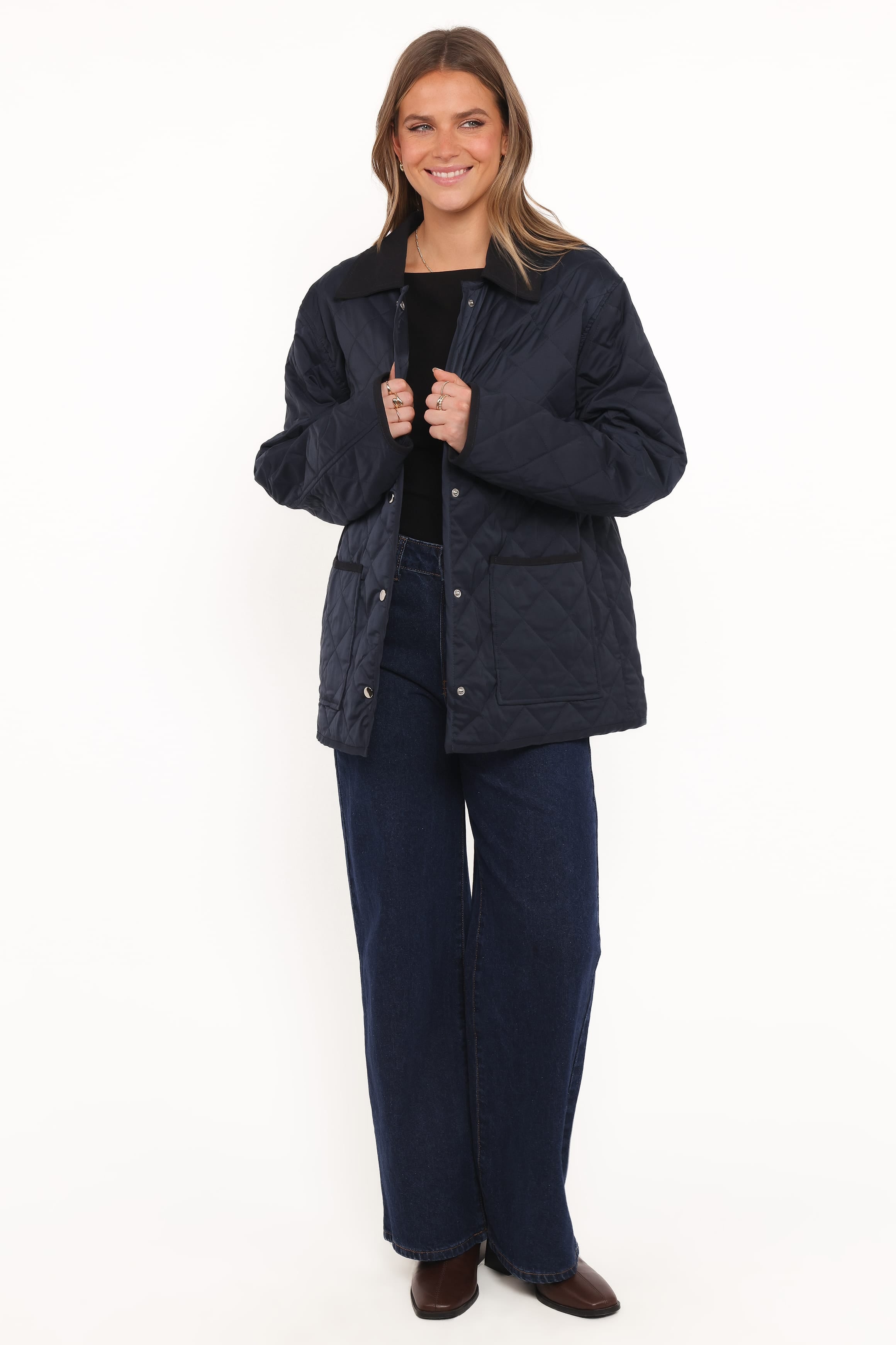 Petal and Pup USA OUTERWEAR Lynly Quilted Barn Jacket - Navy
