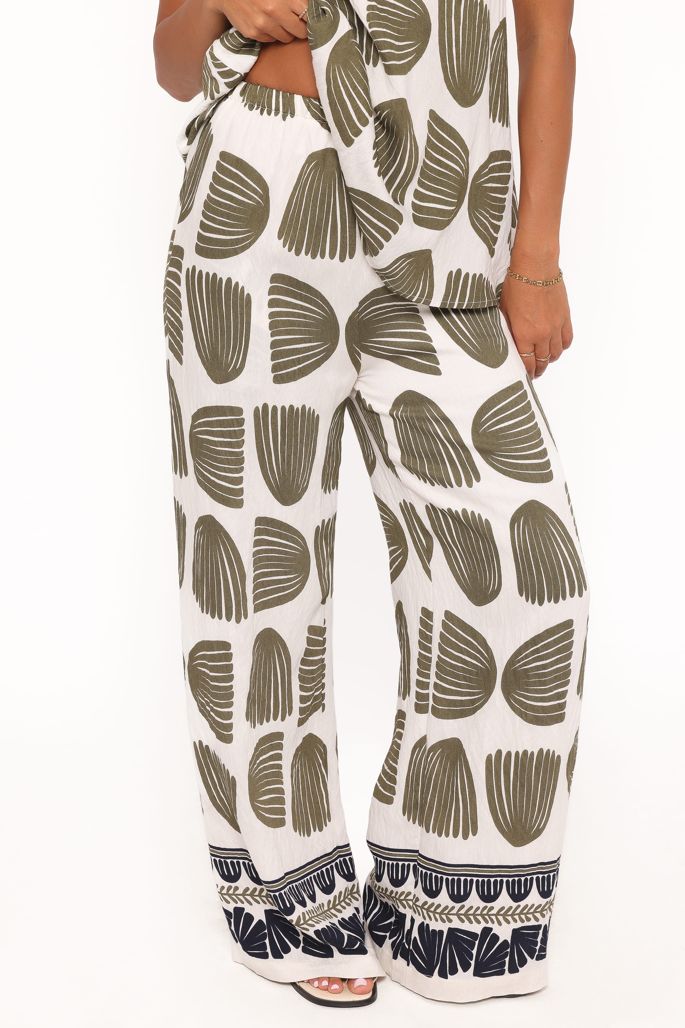 Petal and Pup USA SETS Brianna Pant Set - Green Palm Print