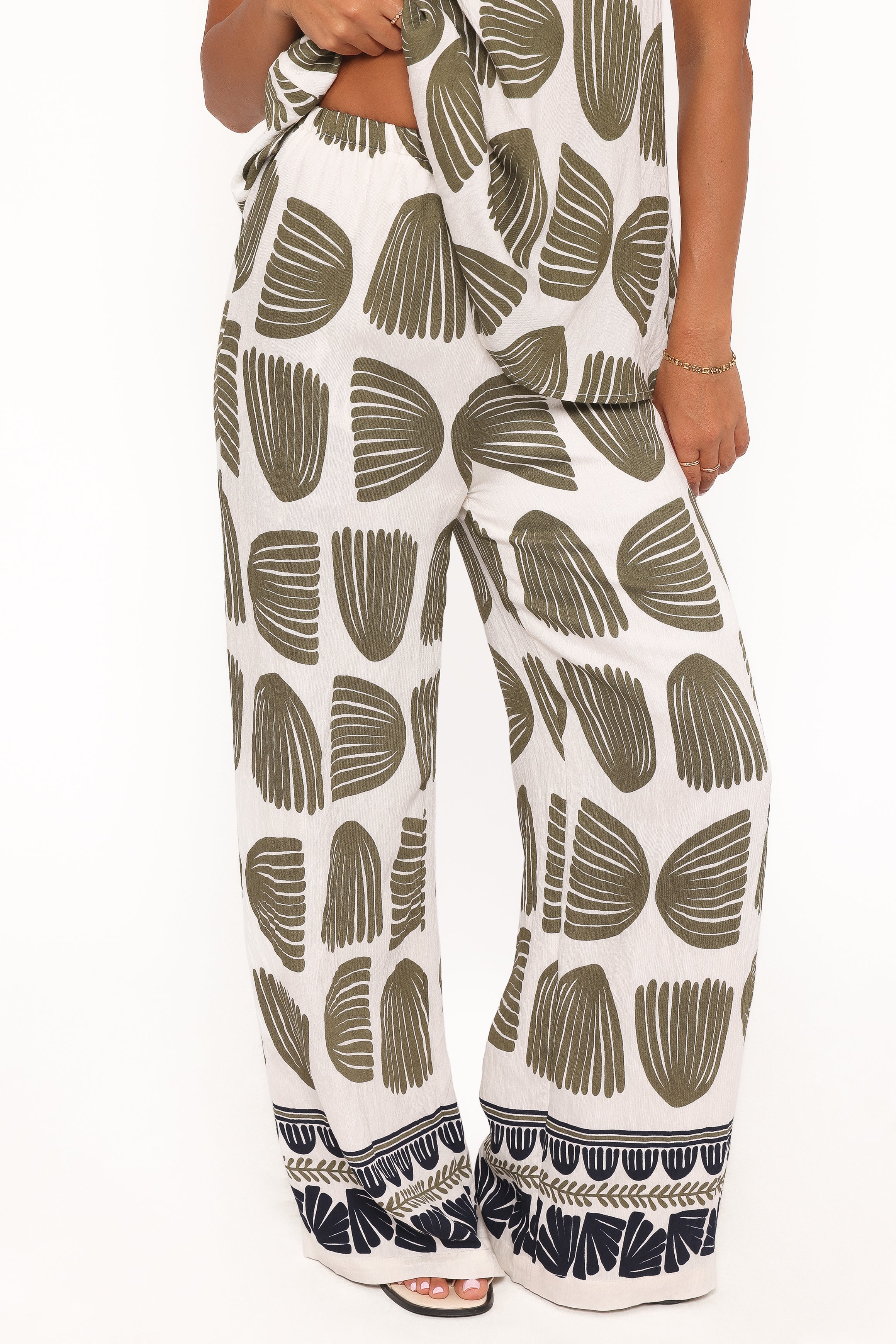Petal and Pup USA SETS Brianna Pant Set - Green Palm Print