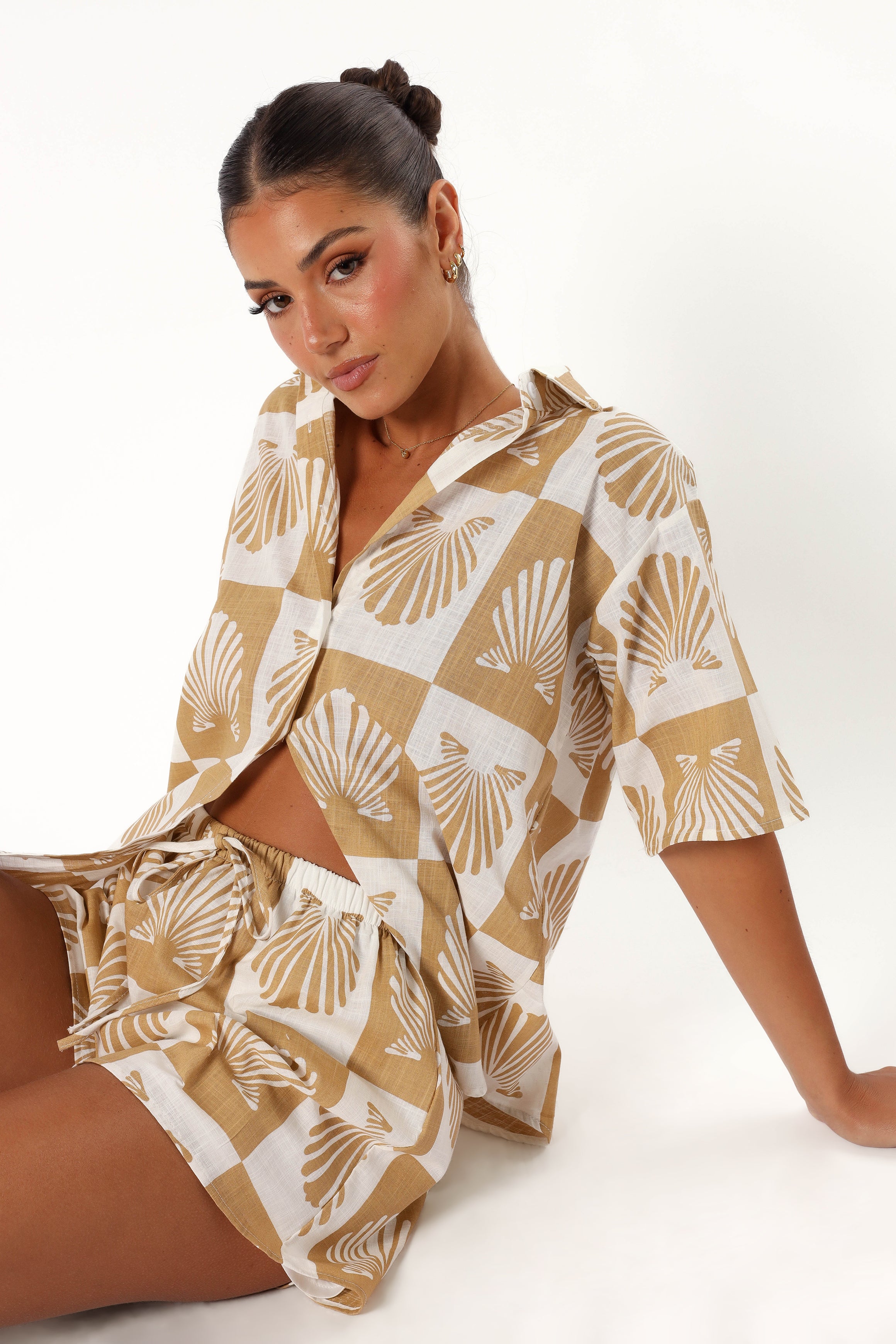 Petal and Pup USA SETS Harvey Short Set - Tan