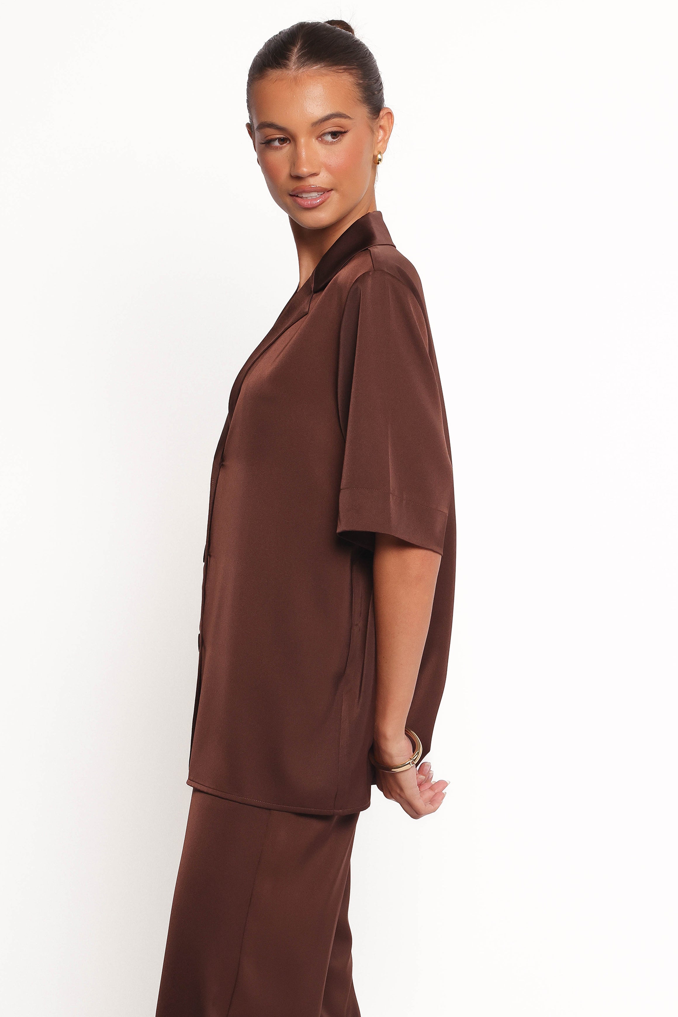 Petal and Pup USA TOPS Arryn Short Sleeve Shirt - Chocolate Brown