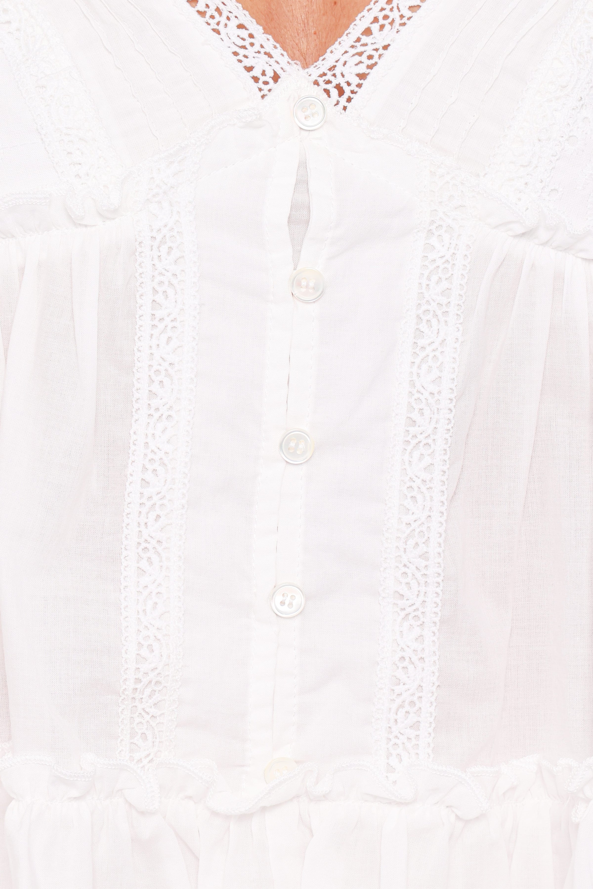 Petal and Pup USA TOPS Daisy Cap Sleeve Top - White Broderie