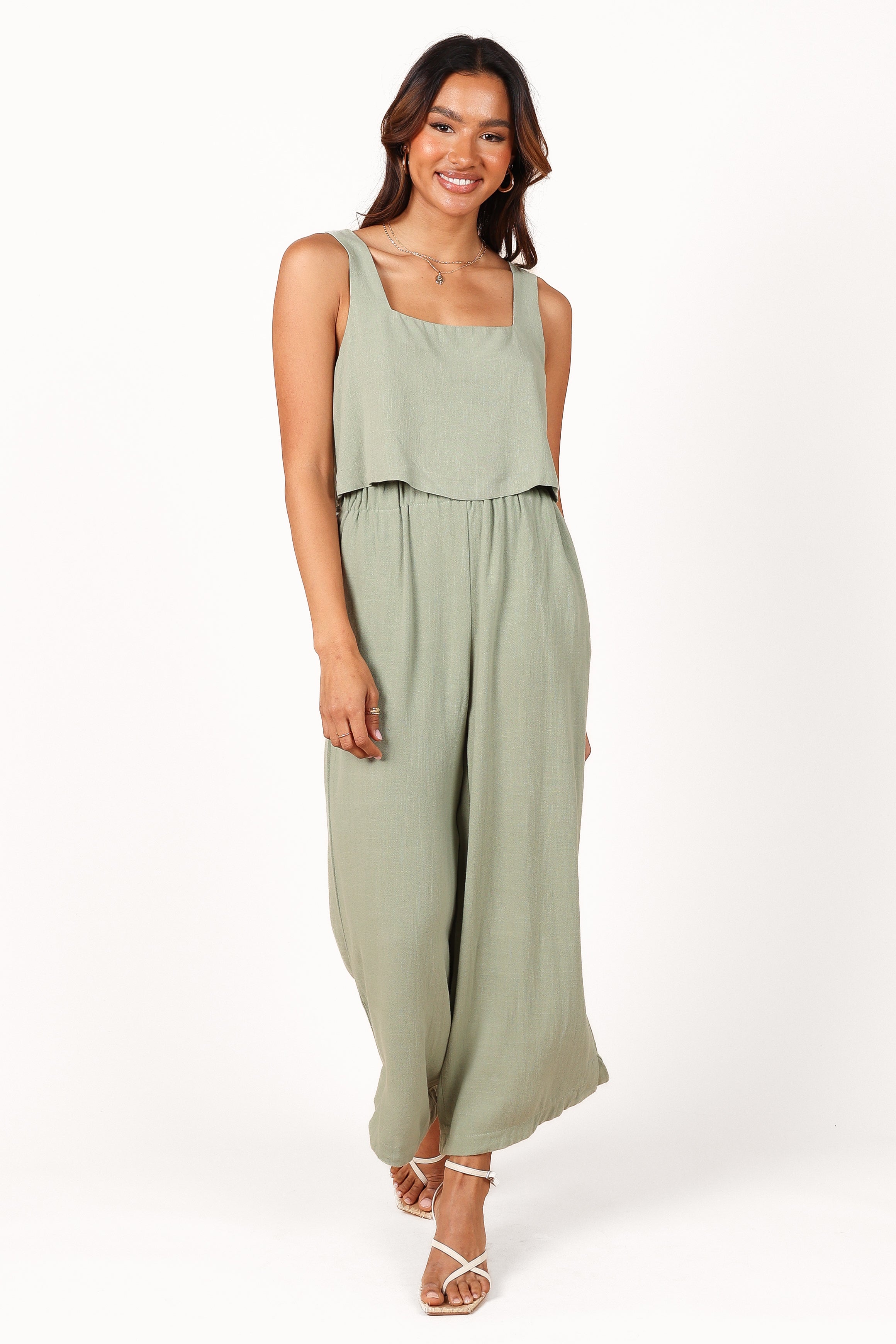 Petal and Pup USA TOPS Eleanor Cropped Top - Green