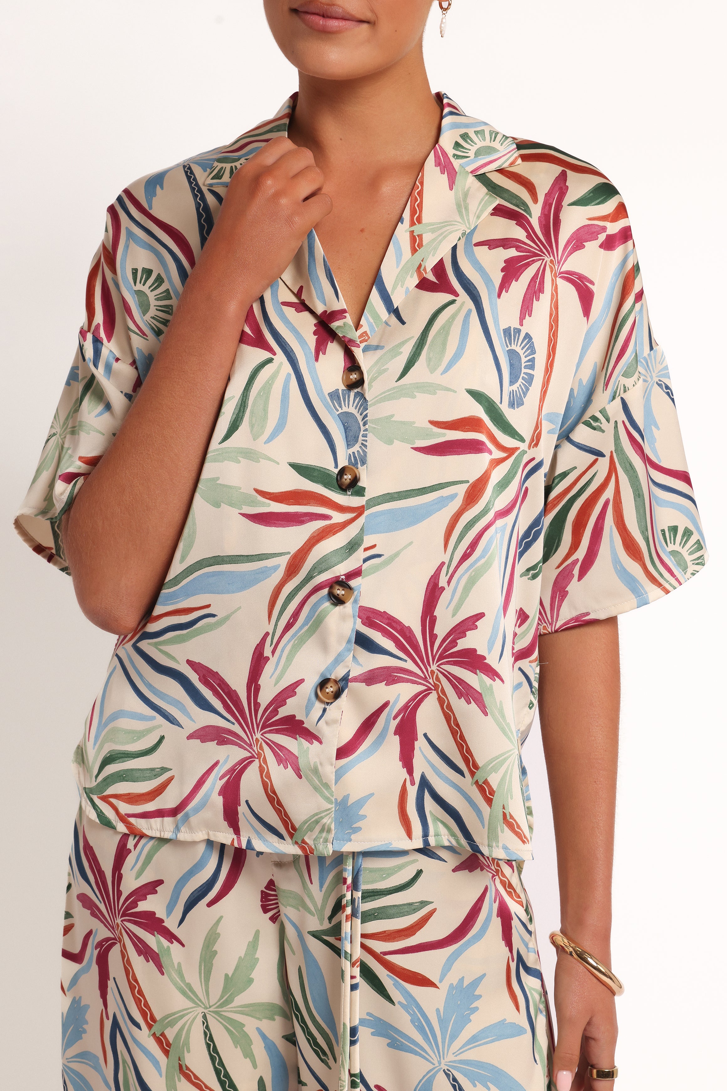 Petal and Pup USA TOPS Illoura Short Sleeve Shirt - Tahitian Tide