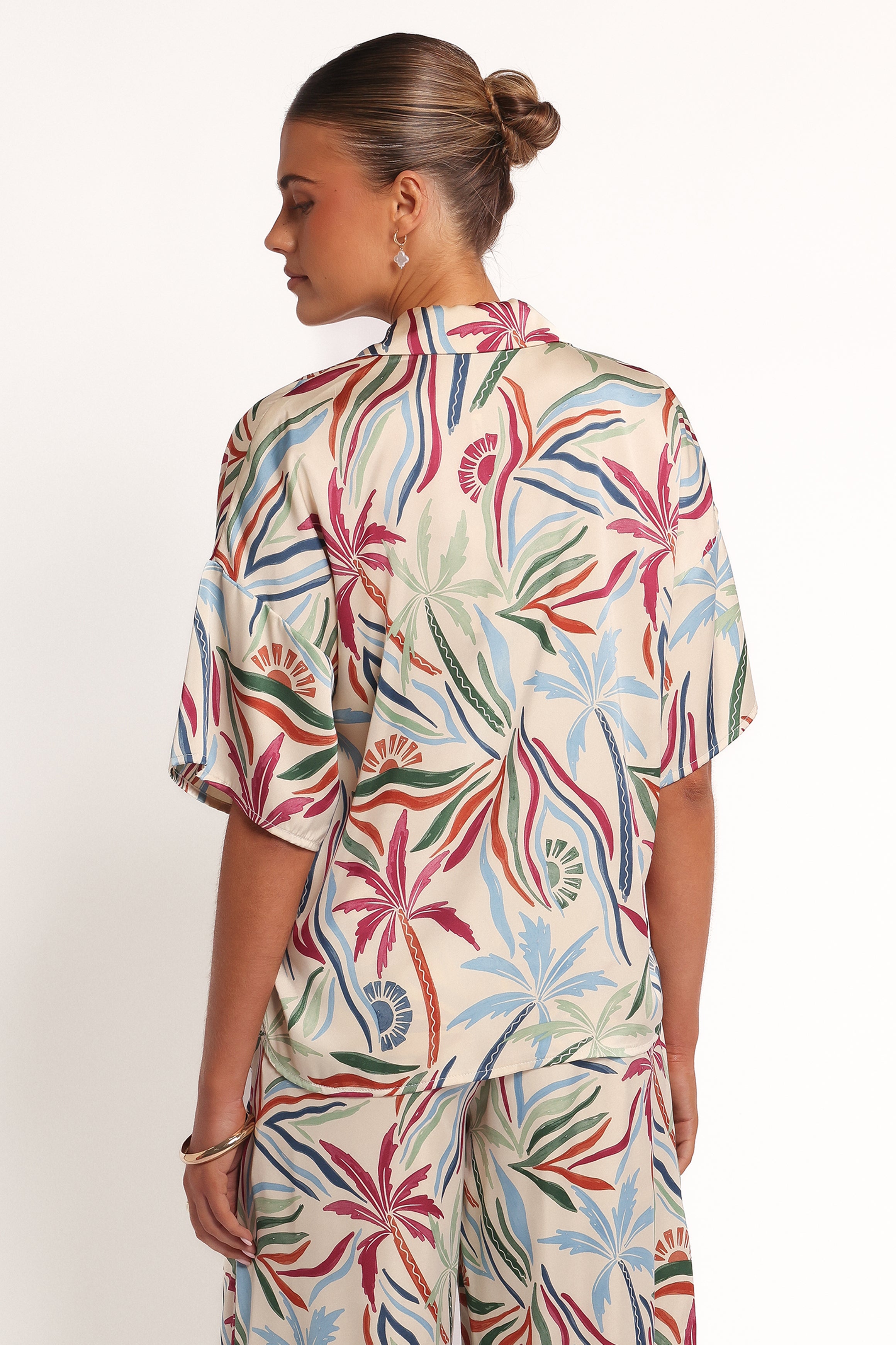 Petal and Pup USA TOPS Illoura Short Sleeve Shirt - Tahitian Tide