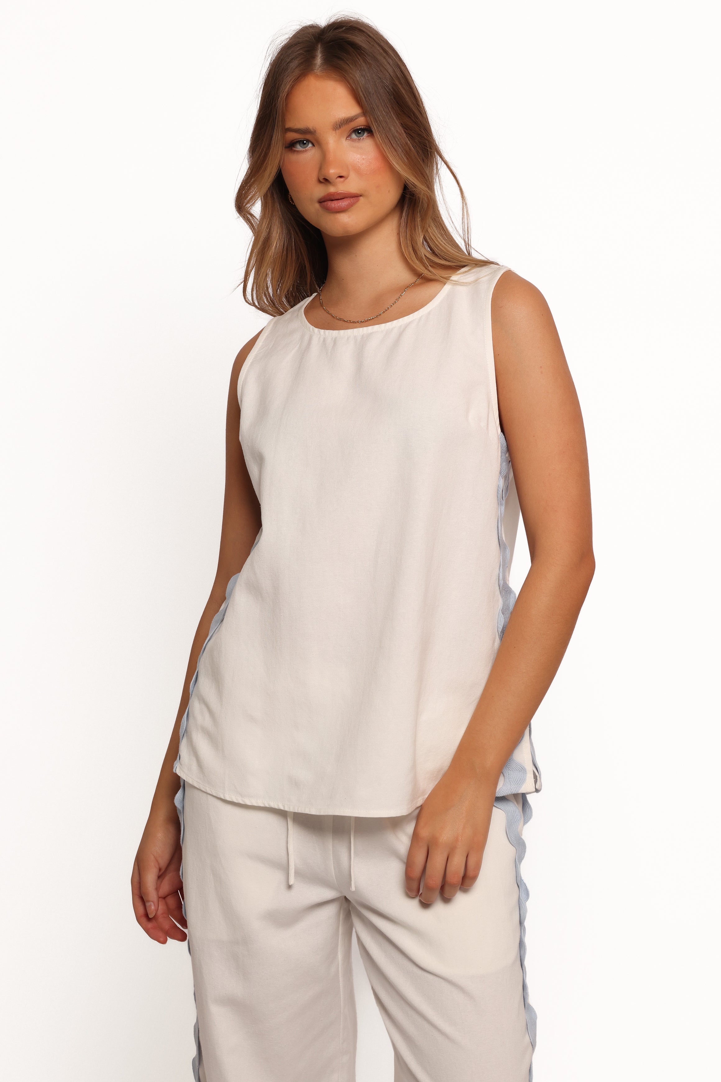 Petal and Pup USA TOPS Jasinta Top - Cream Blue