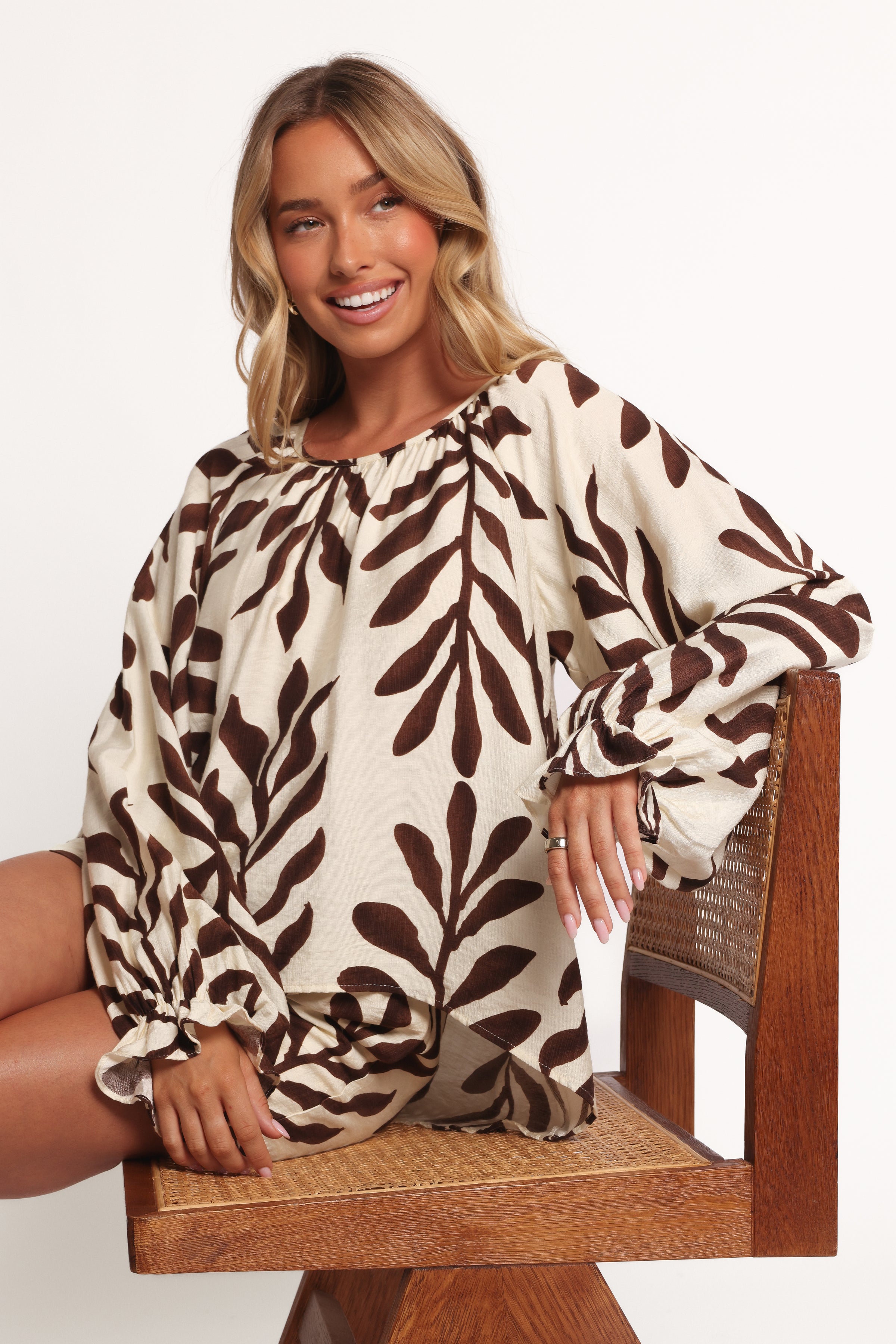 Petal and Pup USA TOPS July Long Sleeve Smock Top - Brown Palm