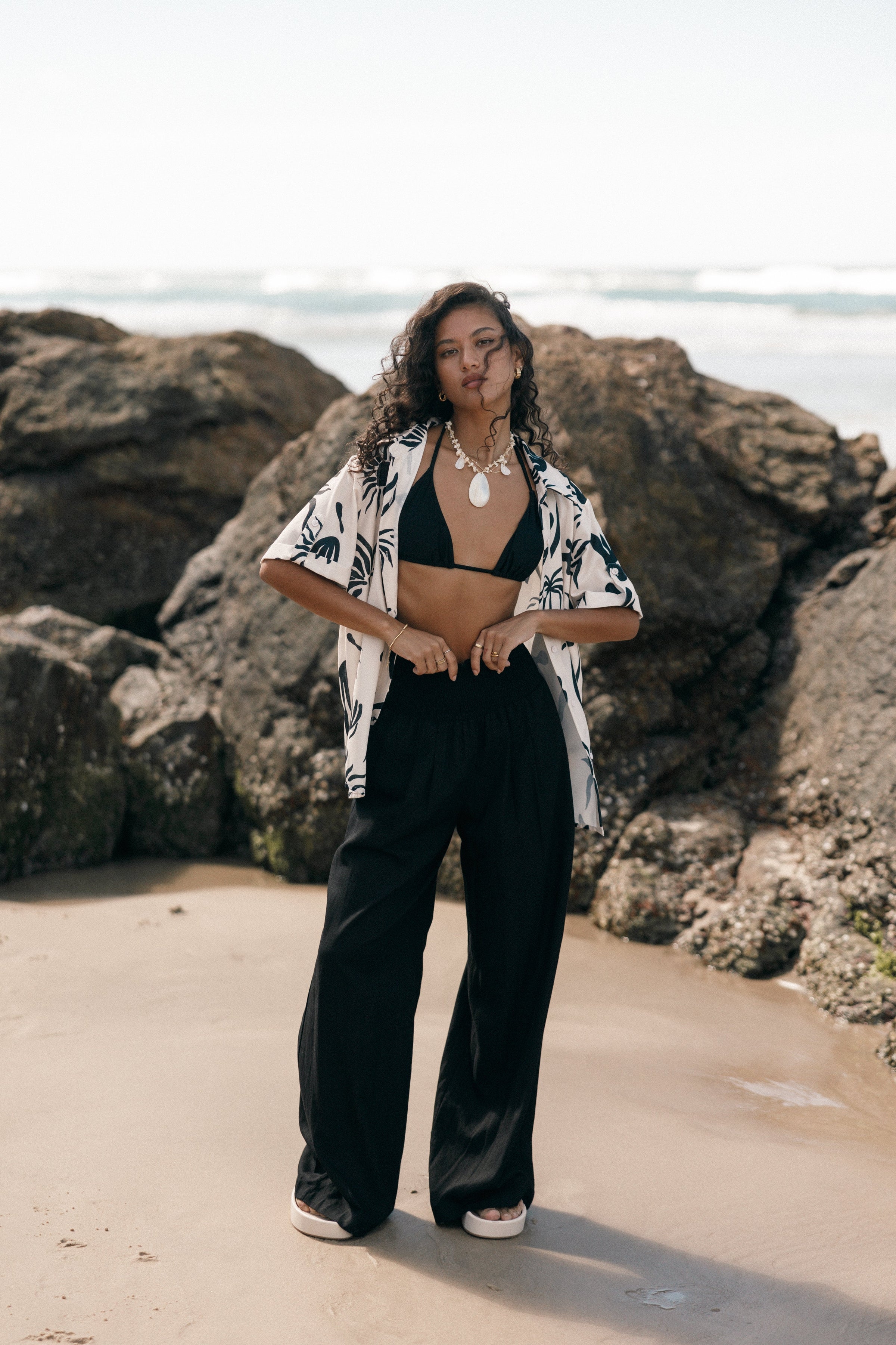 Petal and Pup USA TOPS Sawyer Short Sleeve Shirt - Beige Black