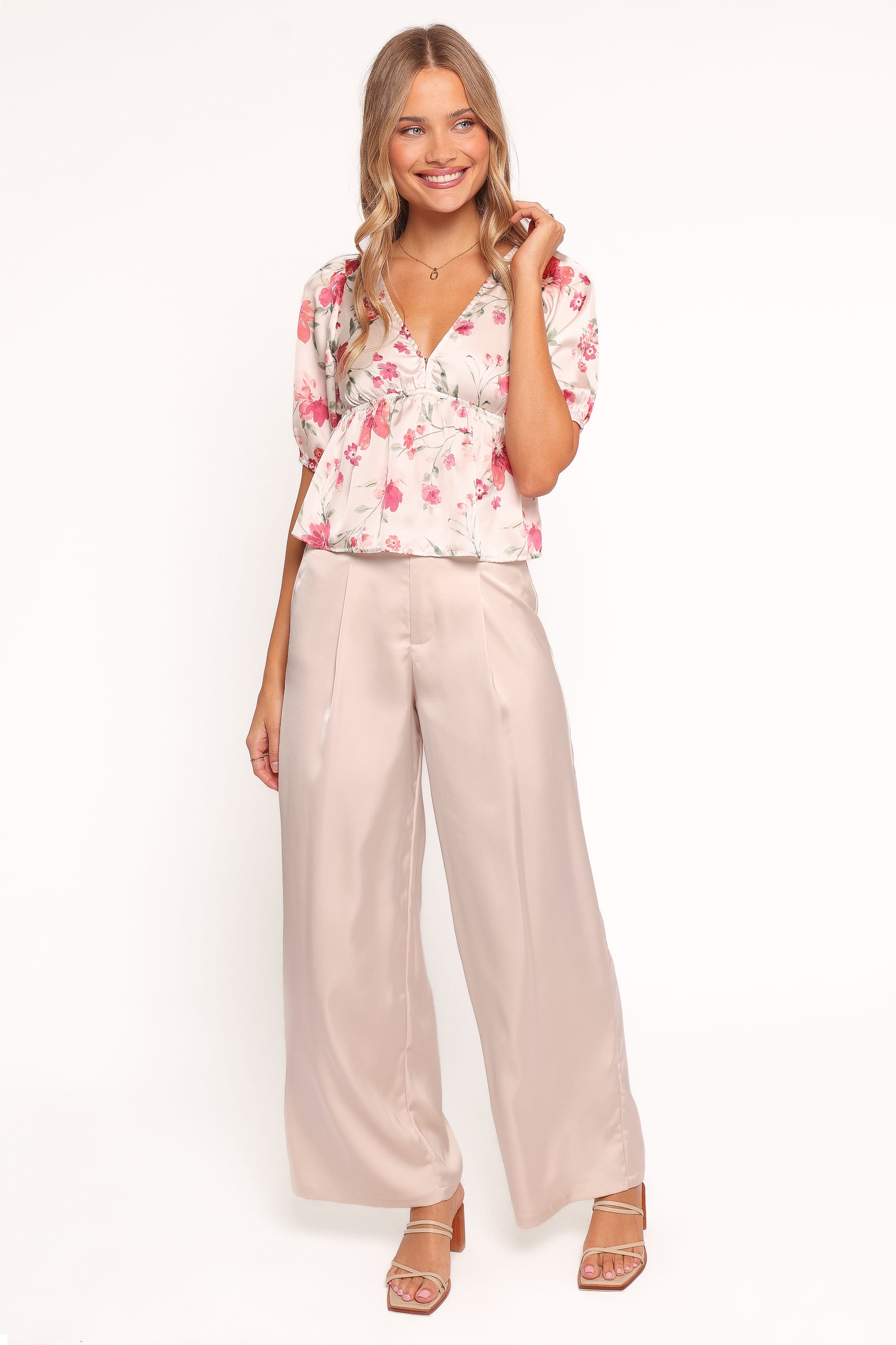 Petal and Pup USA TOPS Tove Top - Cameo Floral (Hold for Amazon)