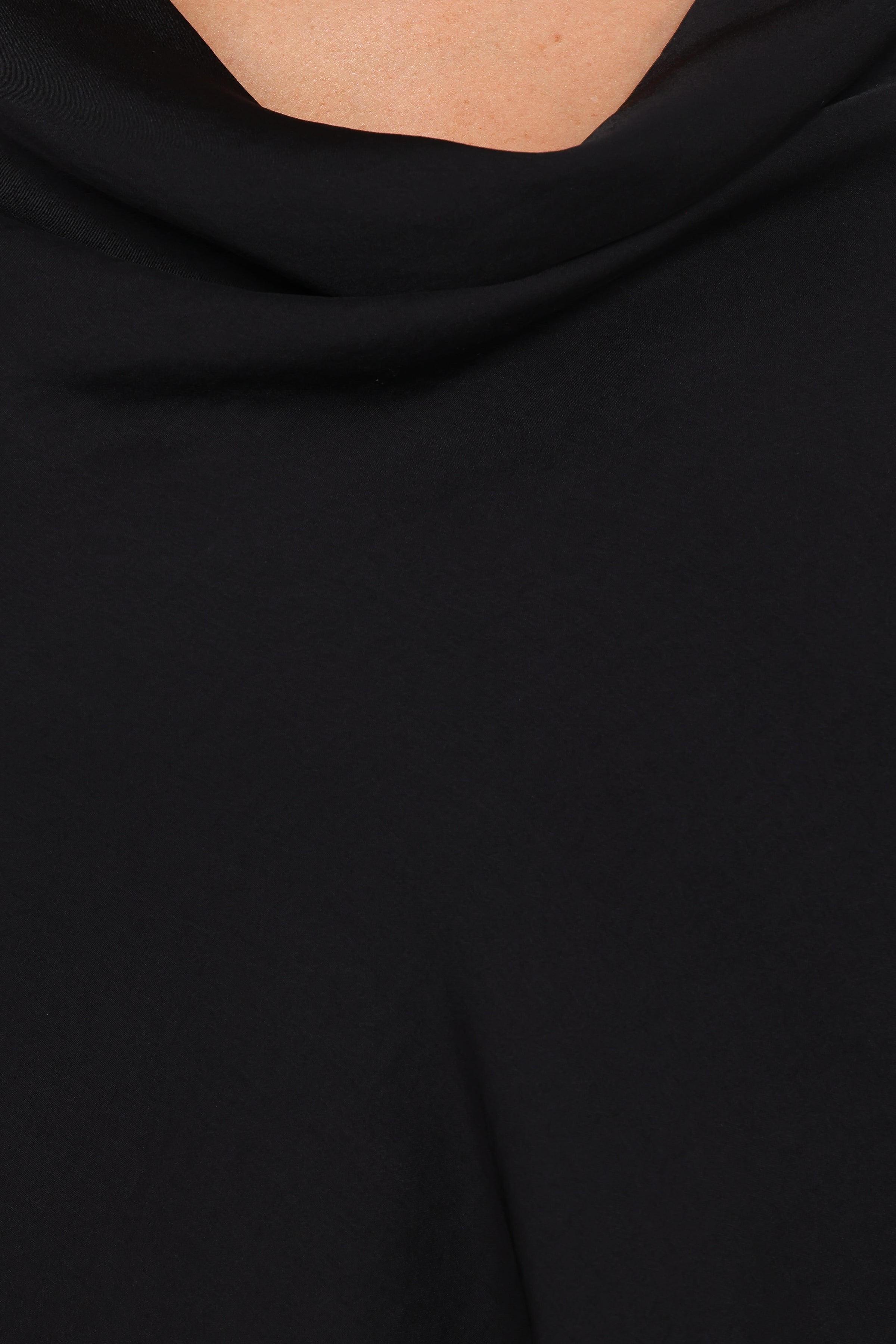 Petal and Pup USA TOPS Vinita Long Sleeve Top - Black