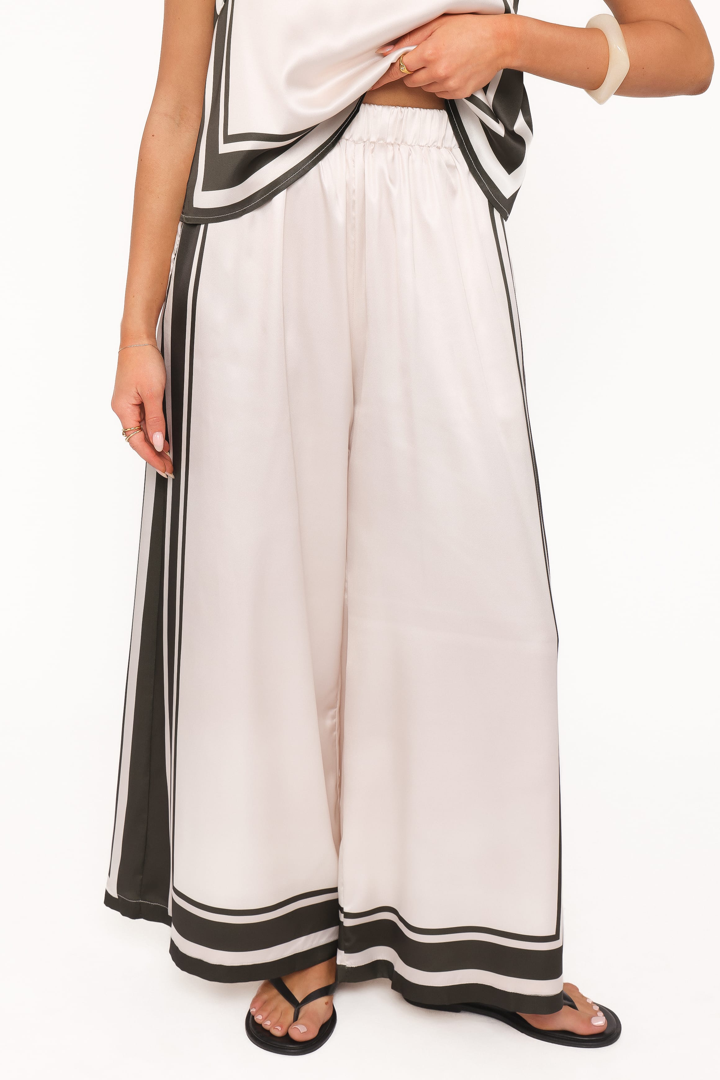 SETS Caelia Pant Set - Beige Olive