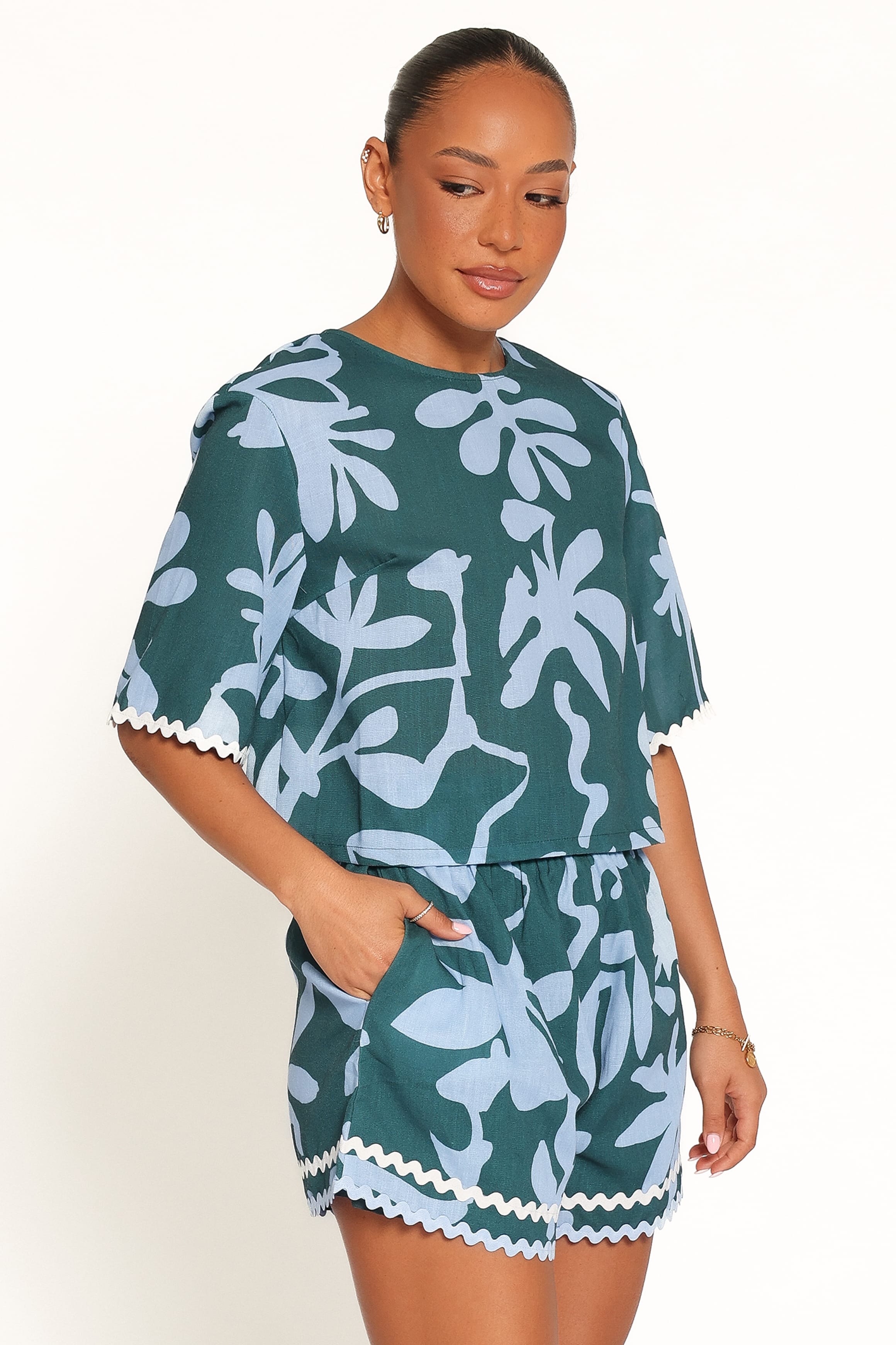 SETS Gaia Short Set - Blue Leaf