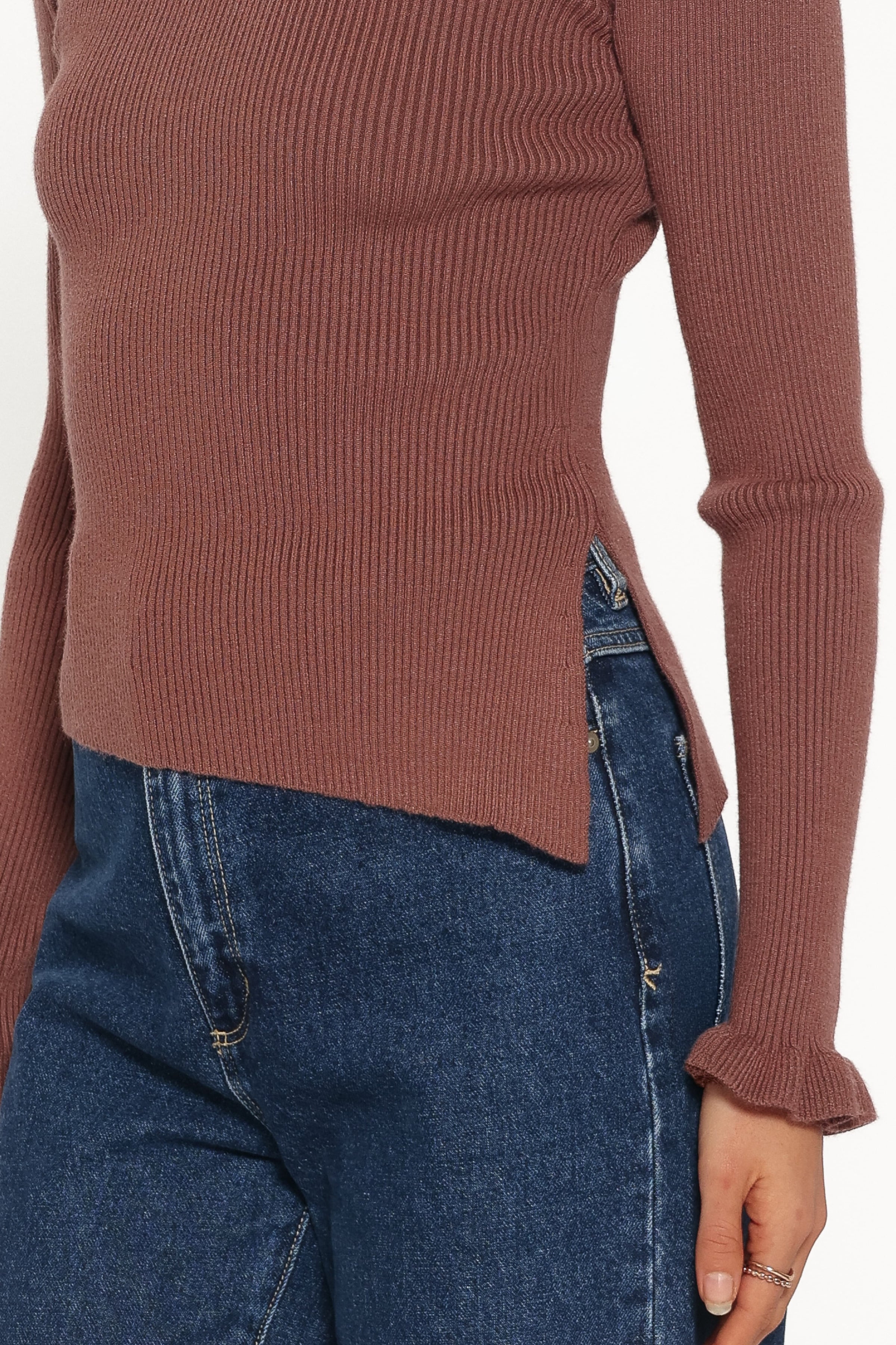 TOPS Fiana Knitted Top - Brown