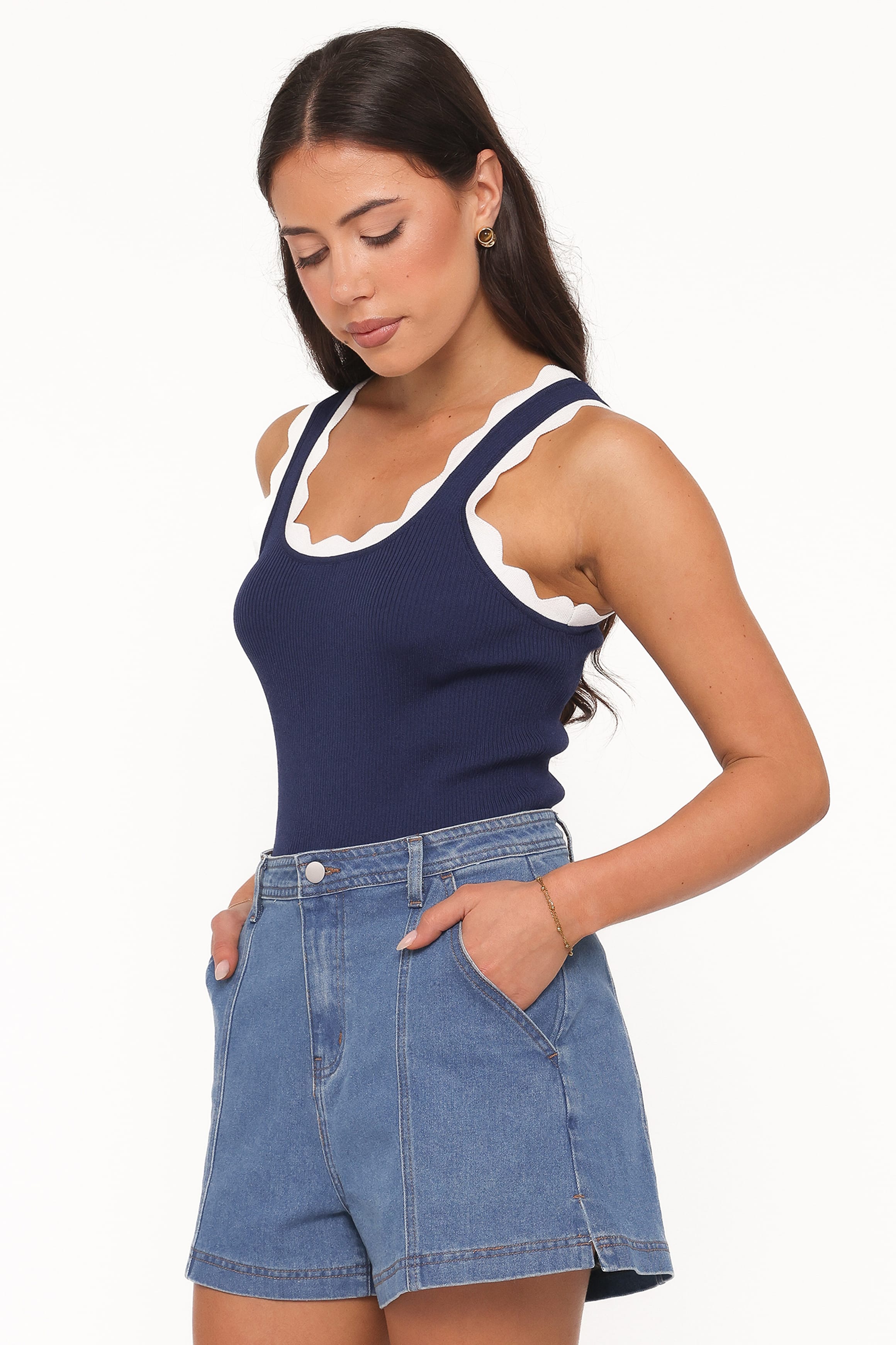 TOPS Johnson Scalloped Trim Tank - Navy White