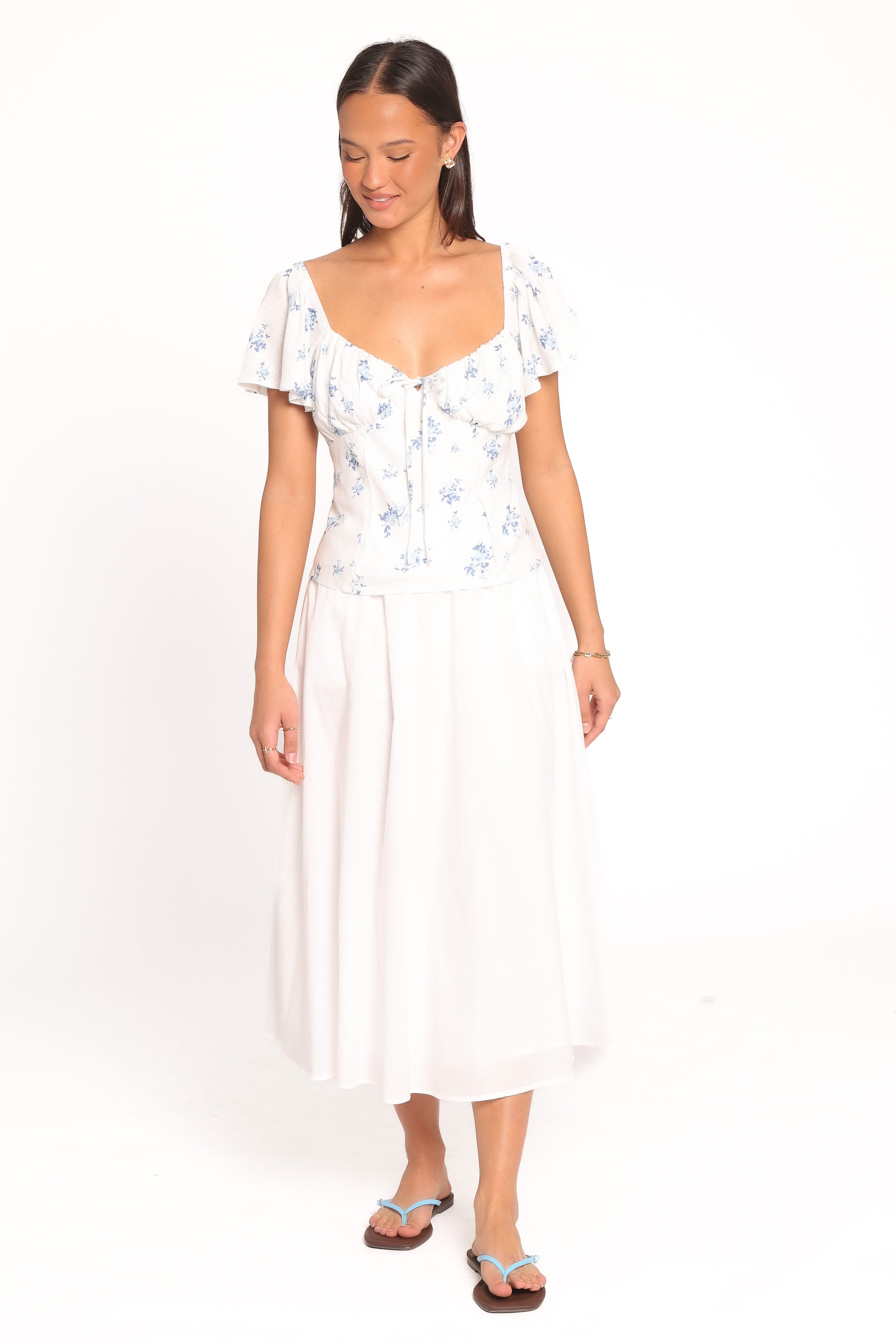 TOPS Laeriel Flutter Sleeve Top - Cream Floral