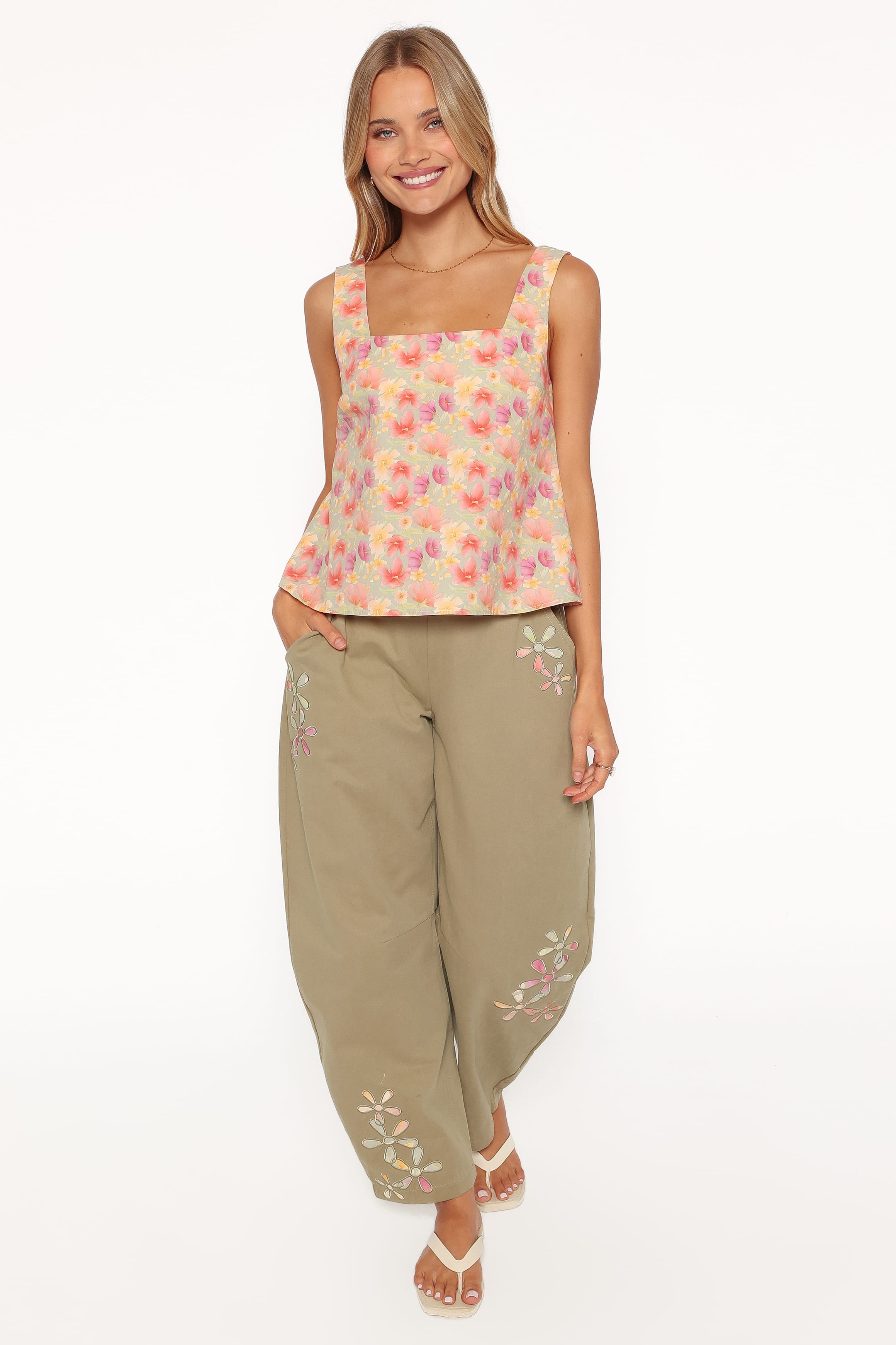 TOPS Talyn Button Back Top - Sage Wildflower