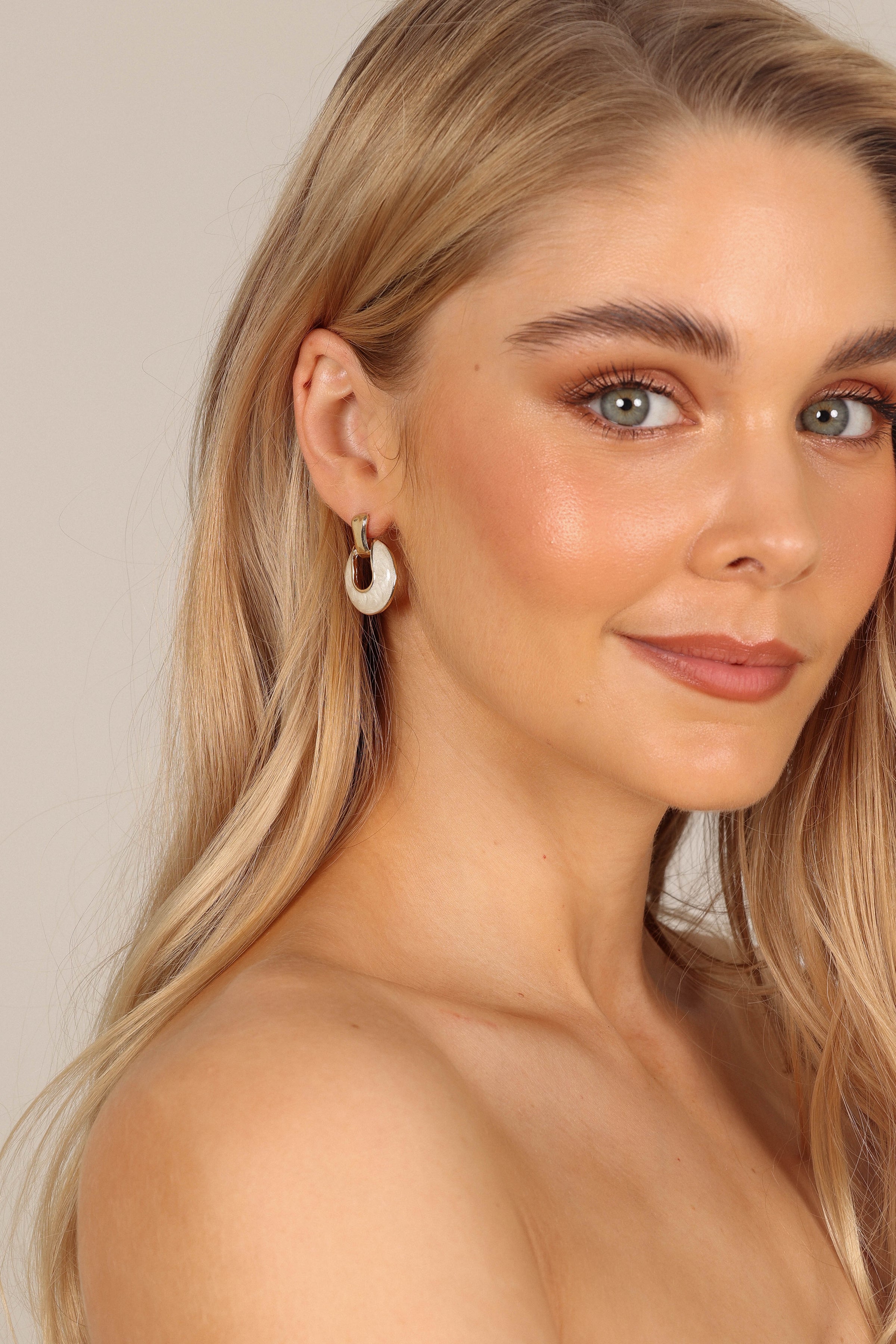 Petal and Pup USA ACCESSORIES Flora Earrings - Gold One Size