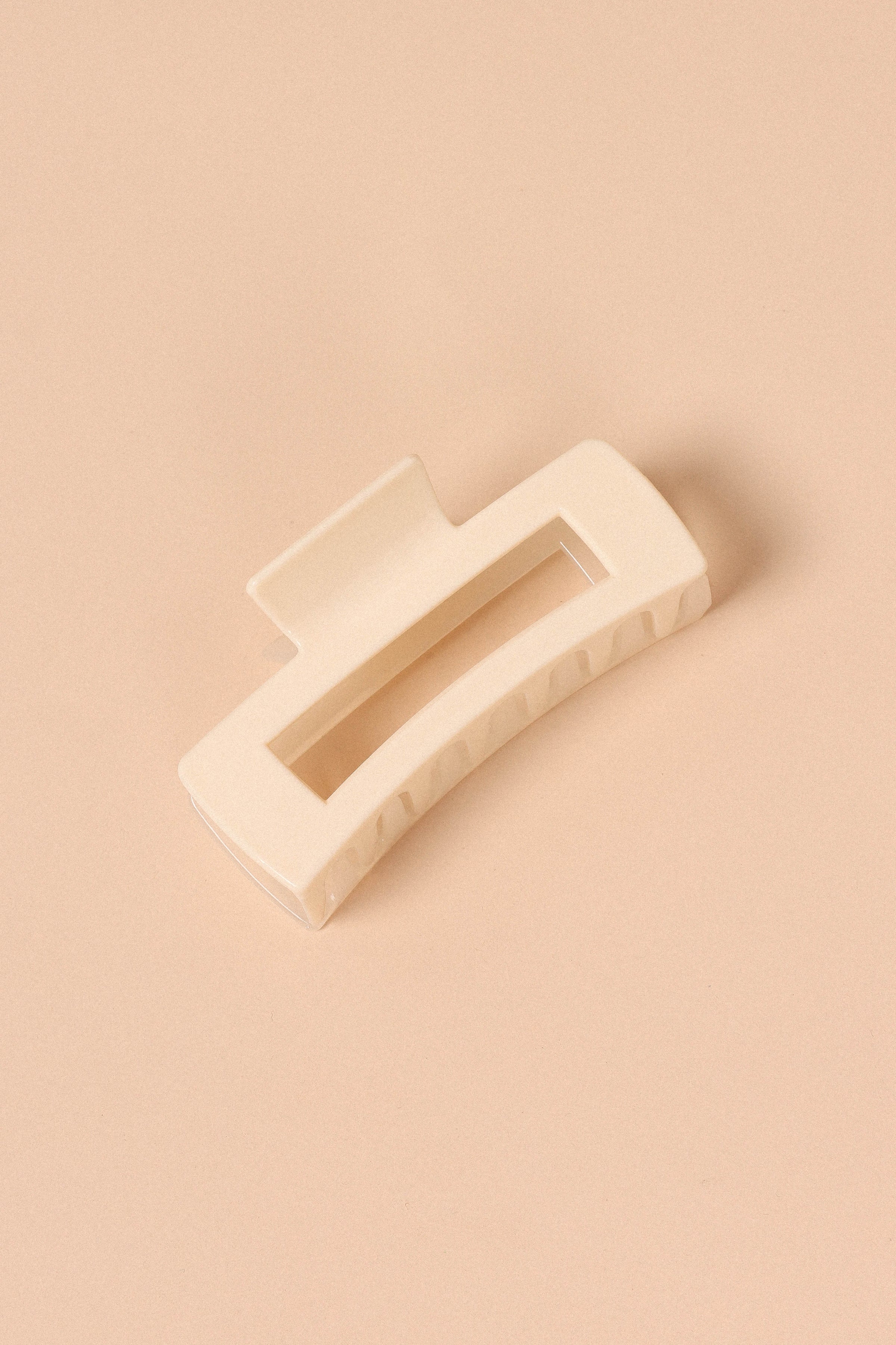 Petal and Pup USA ACCESSORIES Nicole Hairclip - White One Size