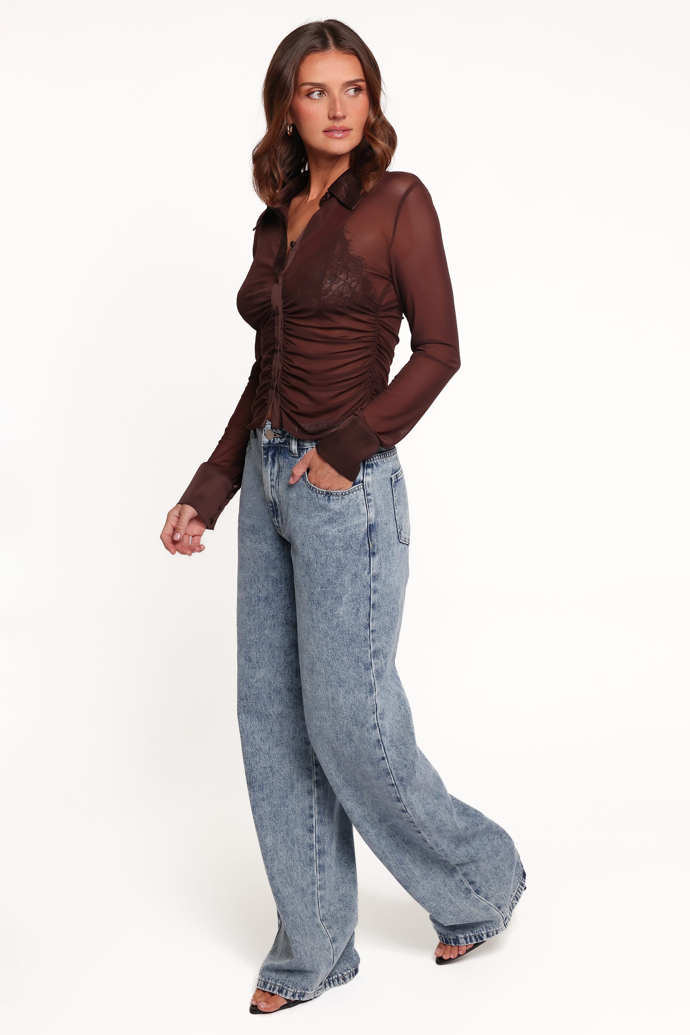 Kendall Straight Leg Jeans - Medium Wash