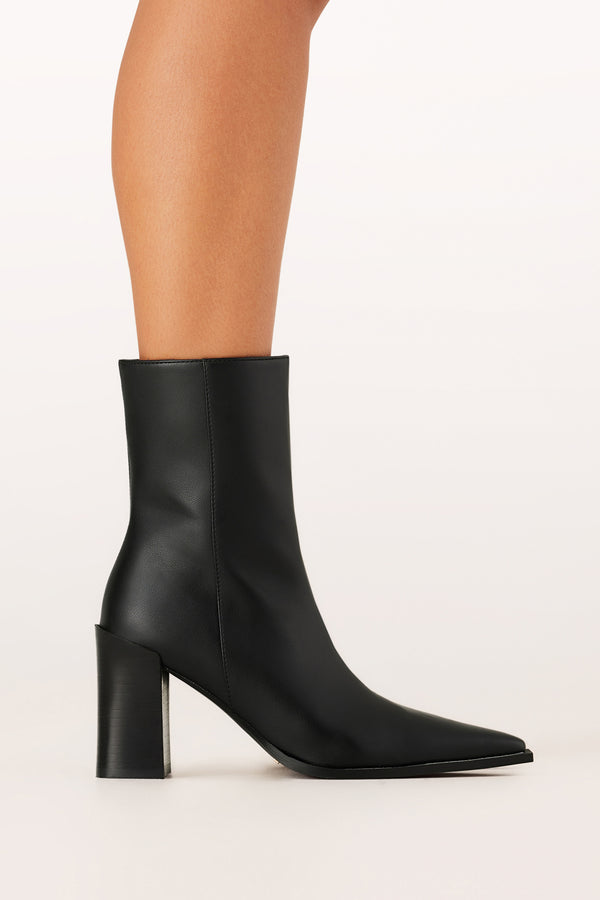 Lauryn Booties - Black