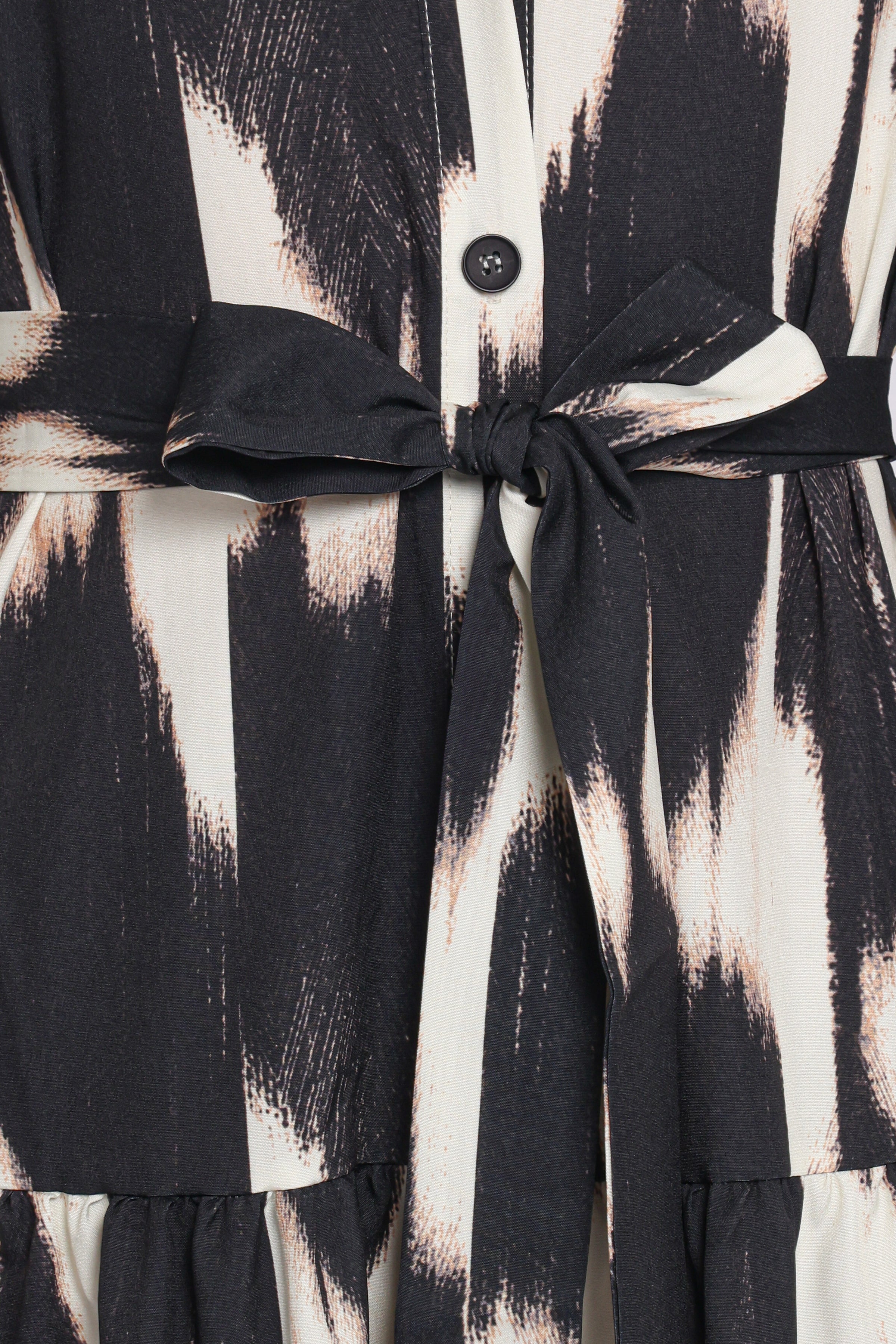 Lincoln Long Sleeve Maxi Dress - Black Print