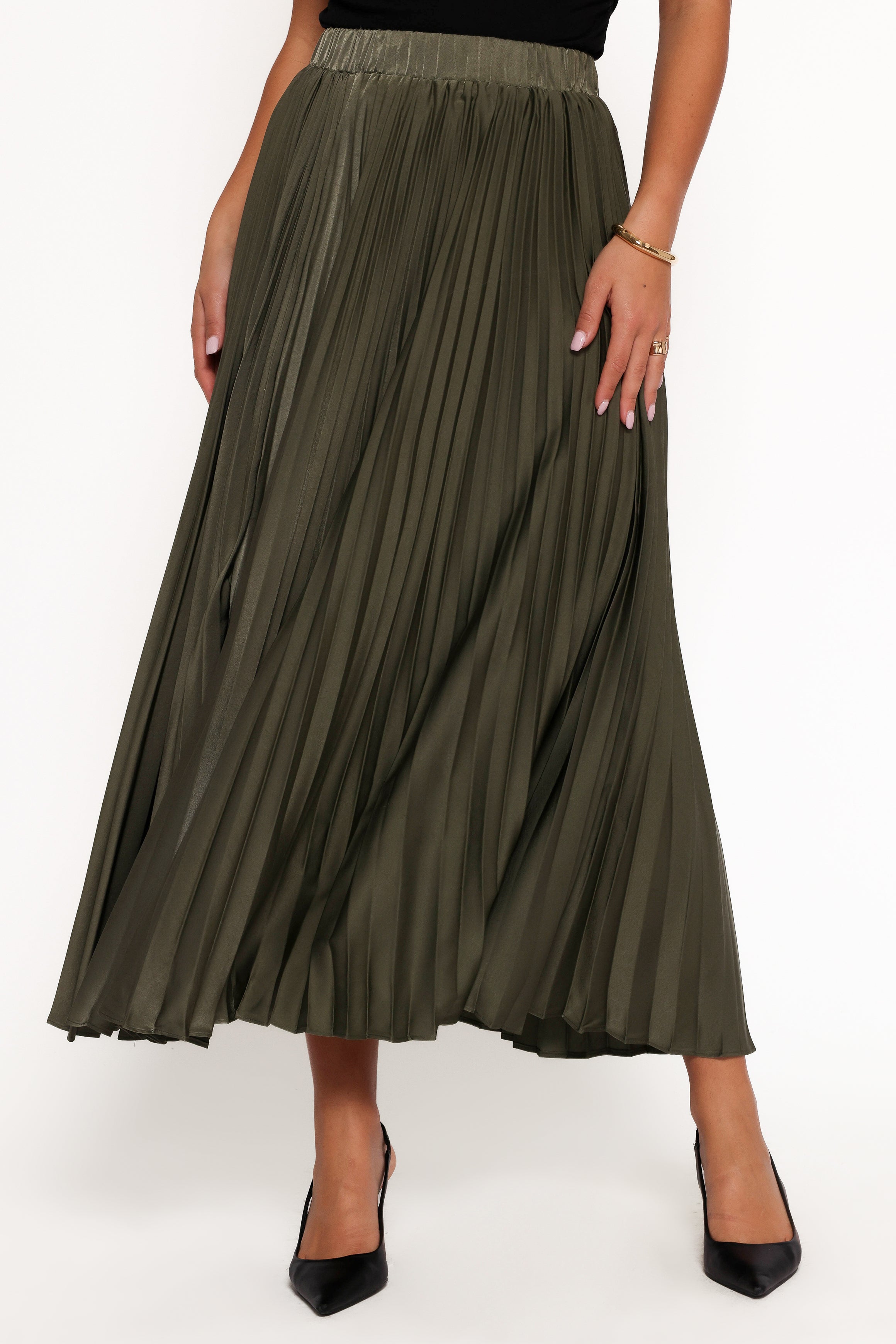 Olive fashion green pleated maxi skirt