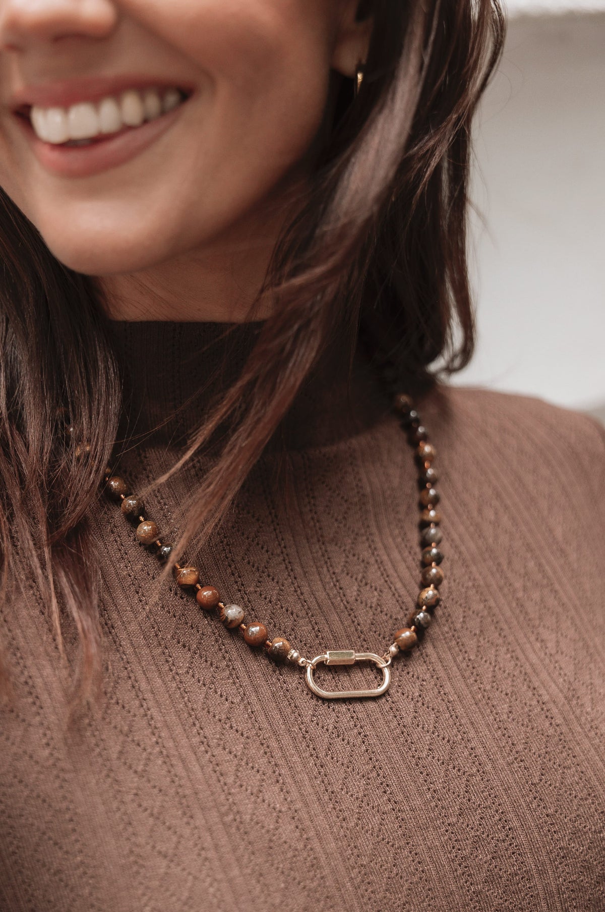 ACCESSORIES Ashtyn Beaded Gold Clasp Necklace - Brown