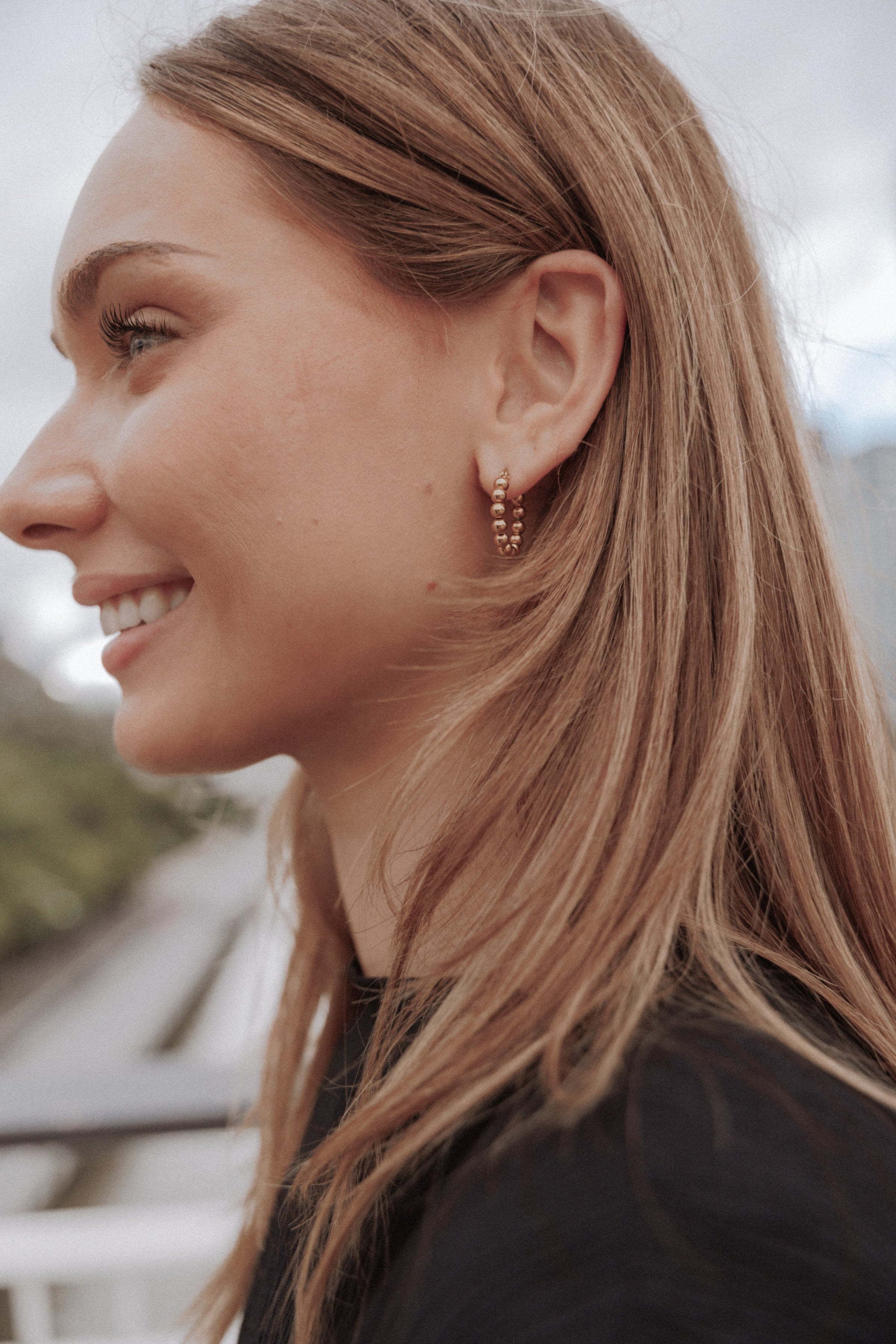 ACCESSORIES Chloe Hoop Earrings - Gold