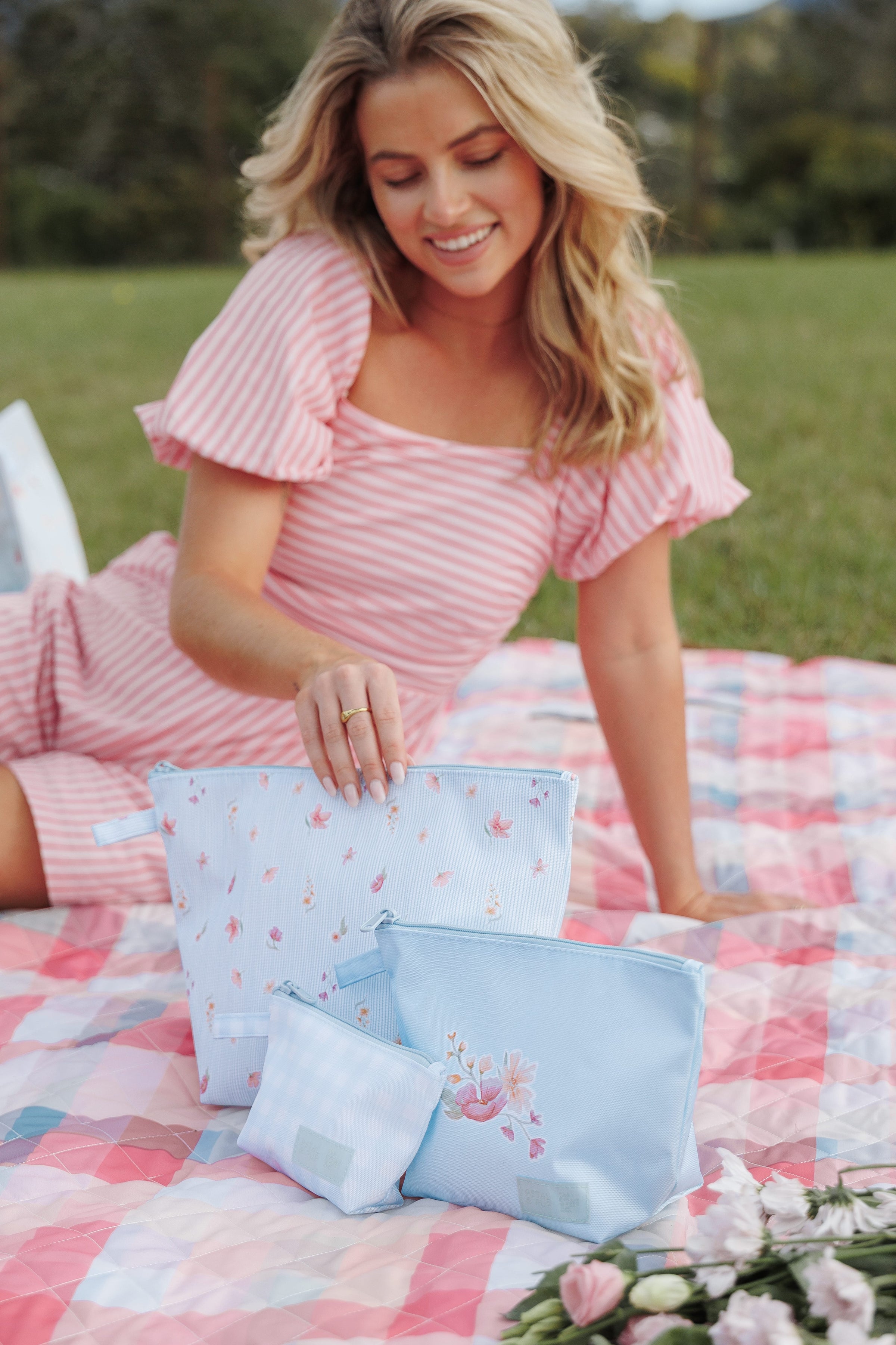 ACCESSORIES Handy Pouch Trio - Blue Garden Stripe