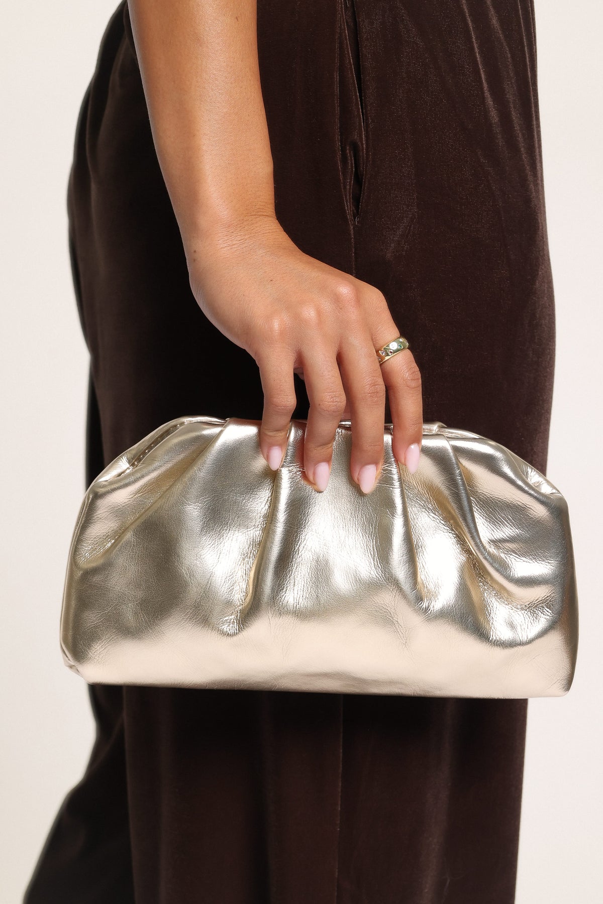 ACCESSORIES Jamila Clutch - Gold