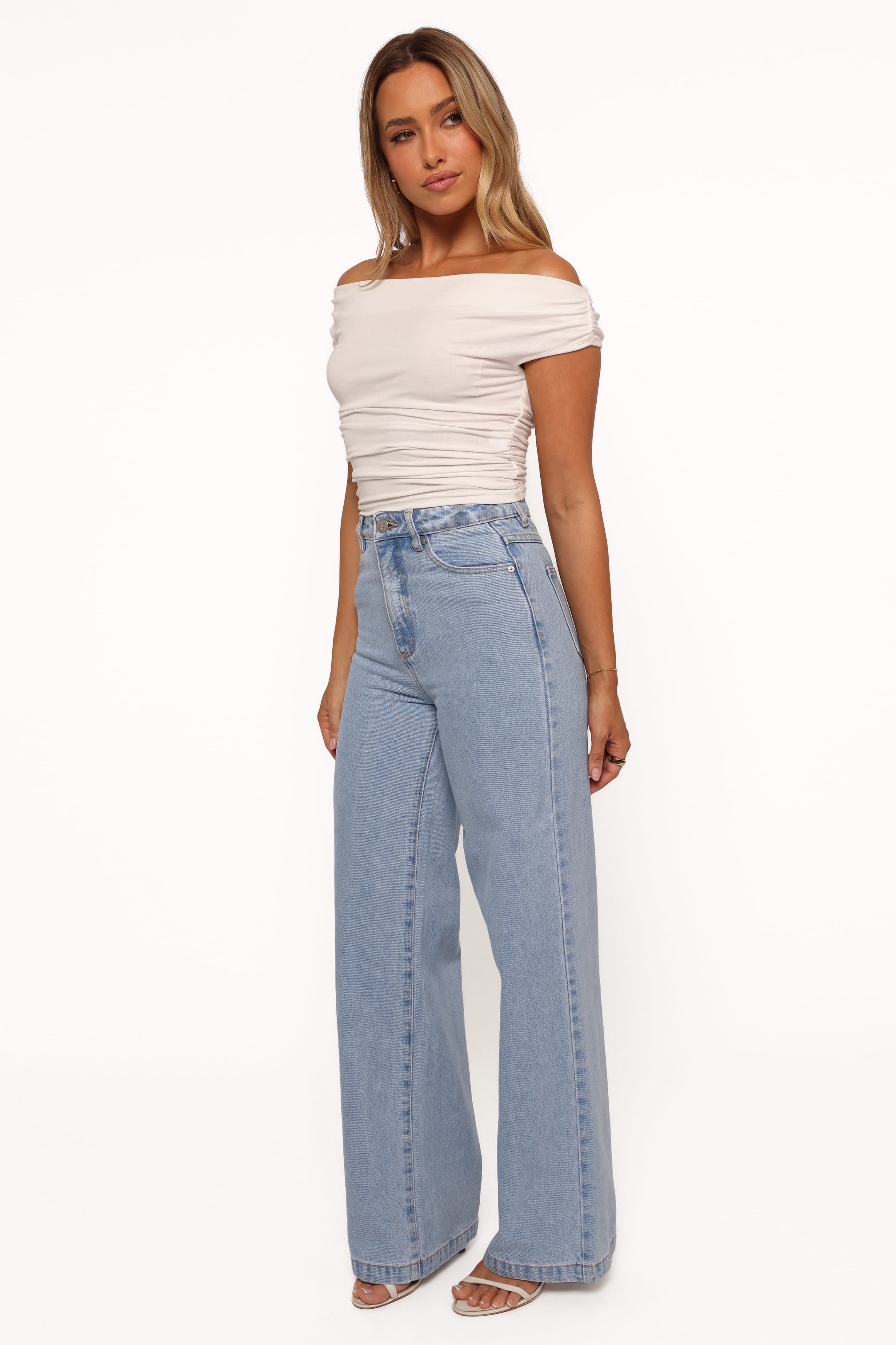 BOTTOMS Abrand 94 High Wide Jeans - Kendall