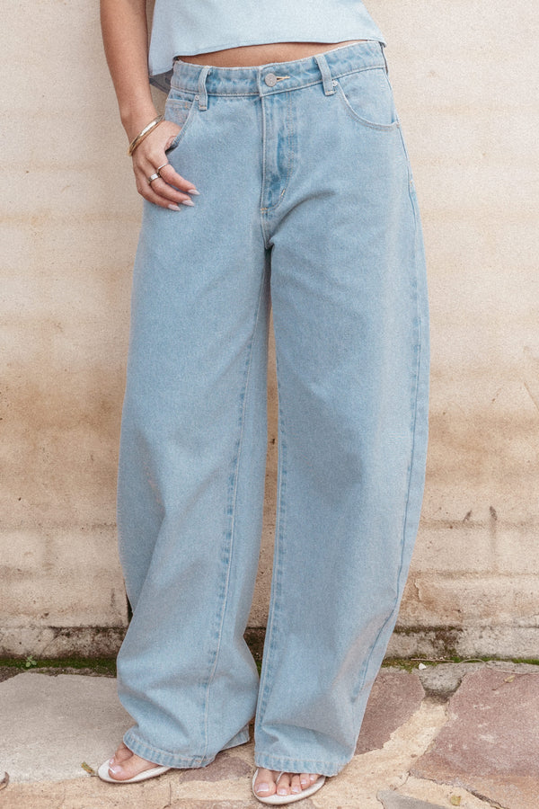 BOTTOMS Abrand 95 Barrel Jeans - Kendall
