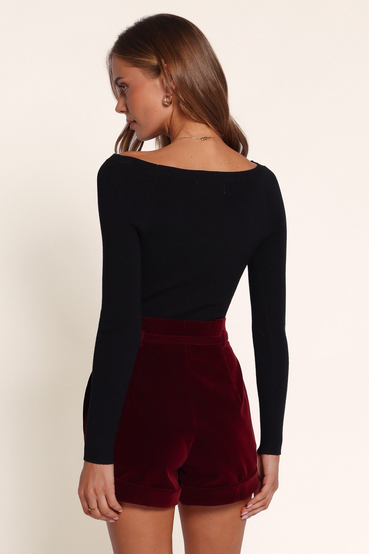 BOTTOMS Darline Cuffed Shorts - Wine Velvet