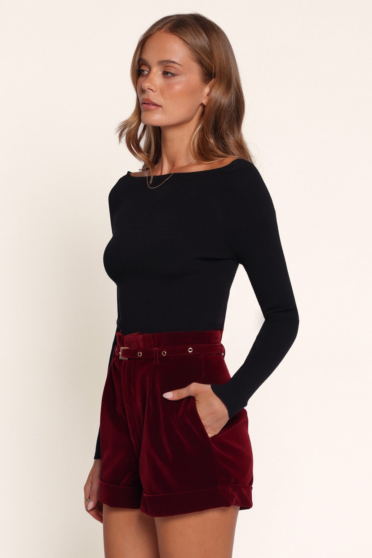 BOTTOMS Darline Cuffed Shorts - Wine Velvet