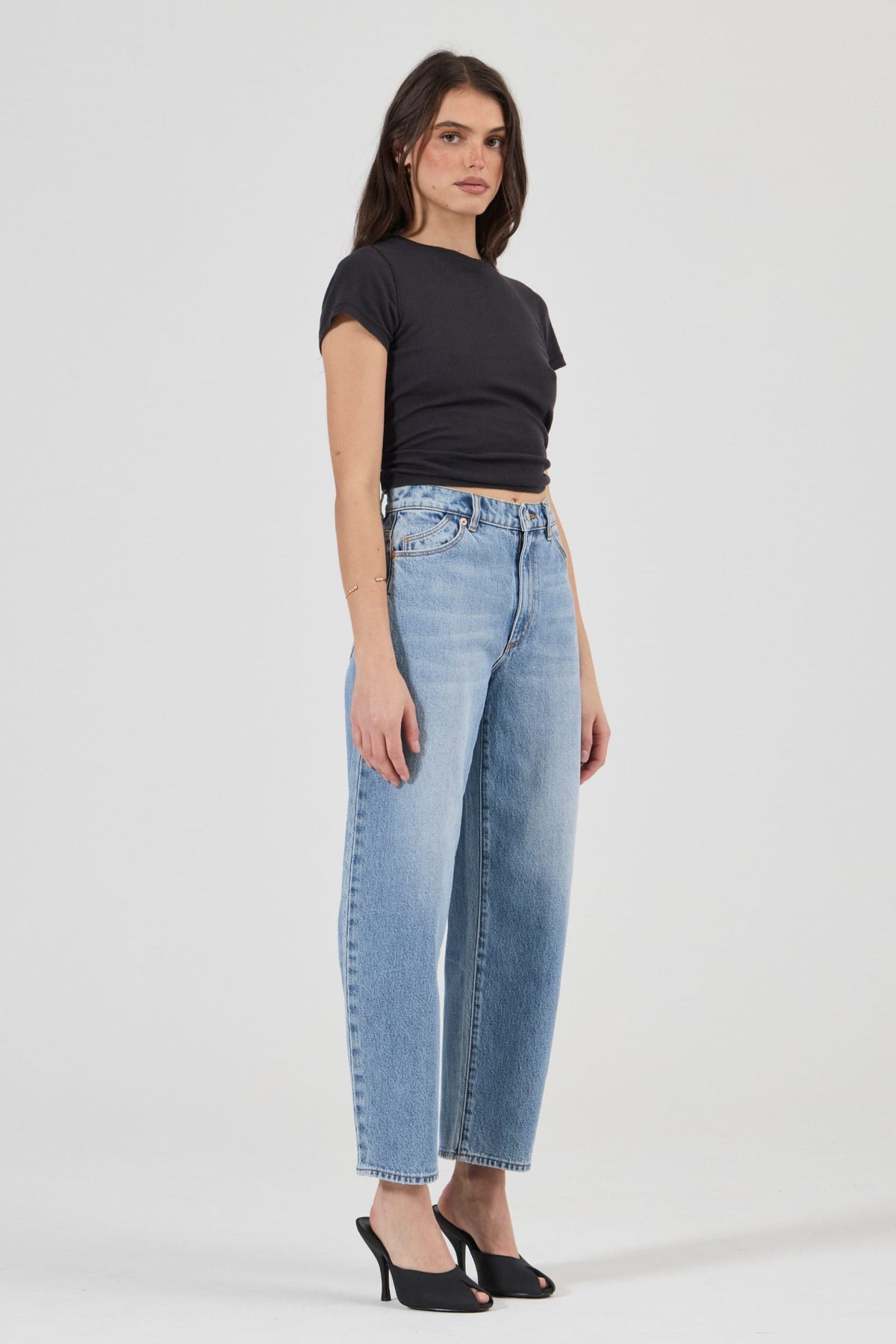 BOTTOMS Rollas Gigi Barrel Jeans - Surrender