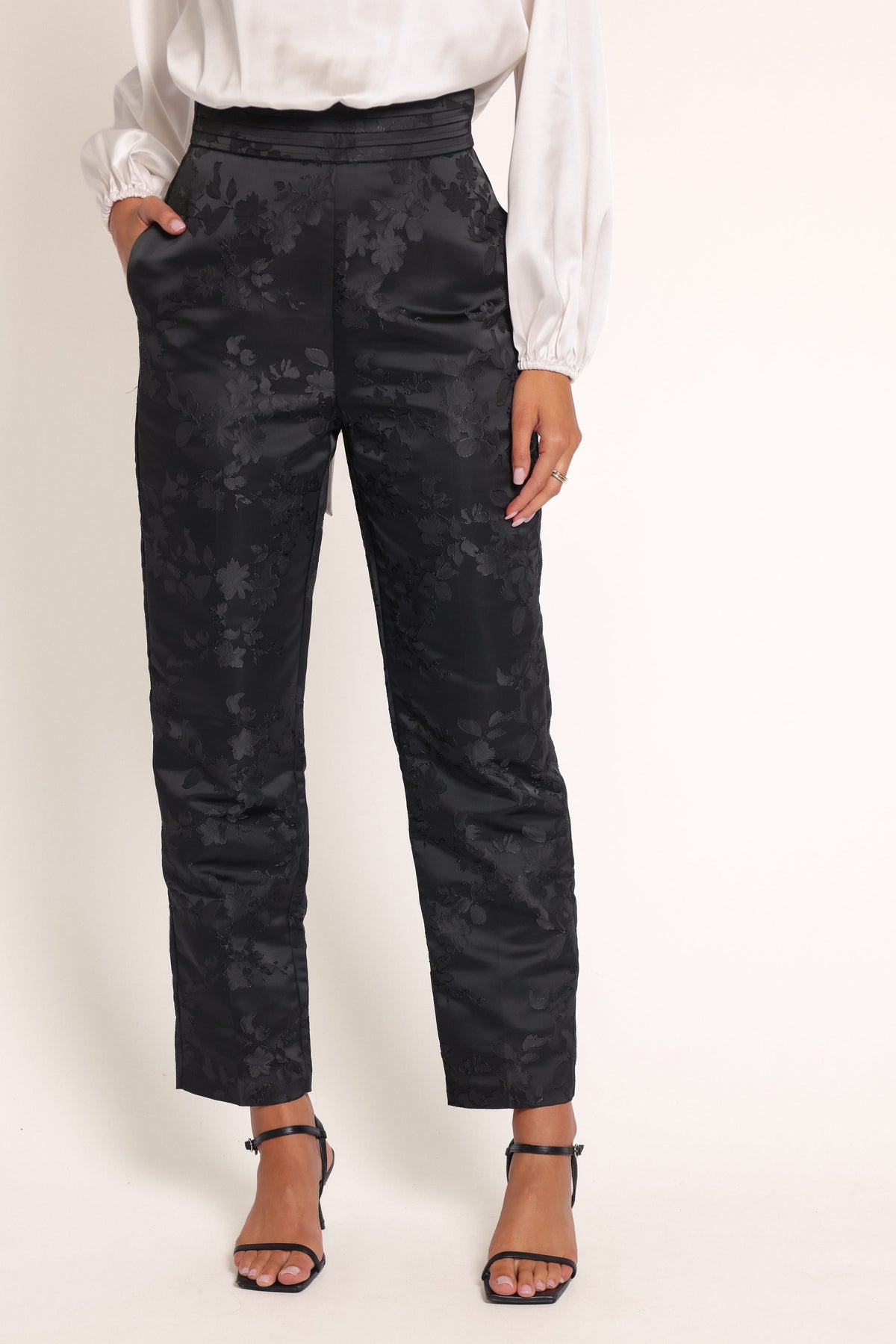 BOTTOMS Welsie Tailored Pant - Black Jacquard
