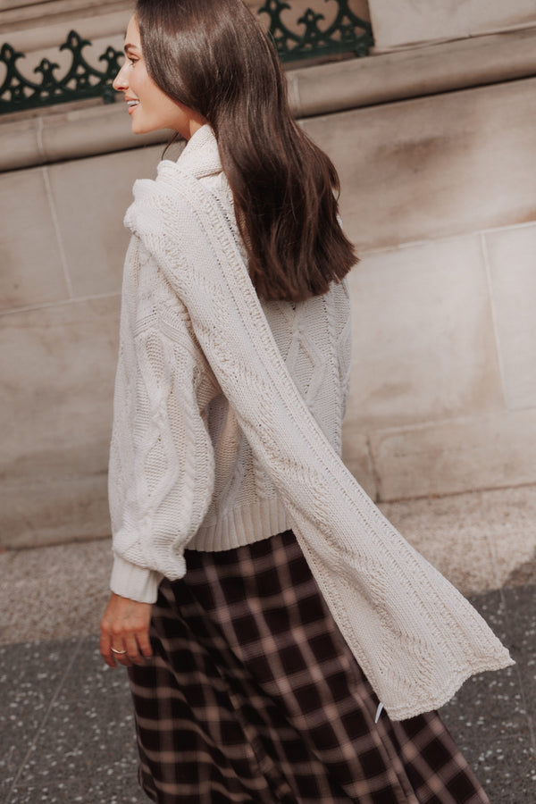 KNITWEAR Malika Cable Knit Scarf Sweater - Cream