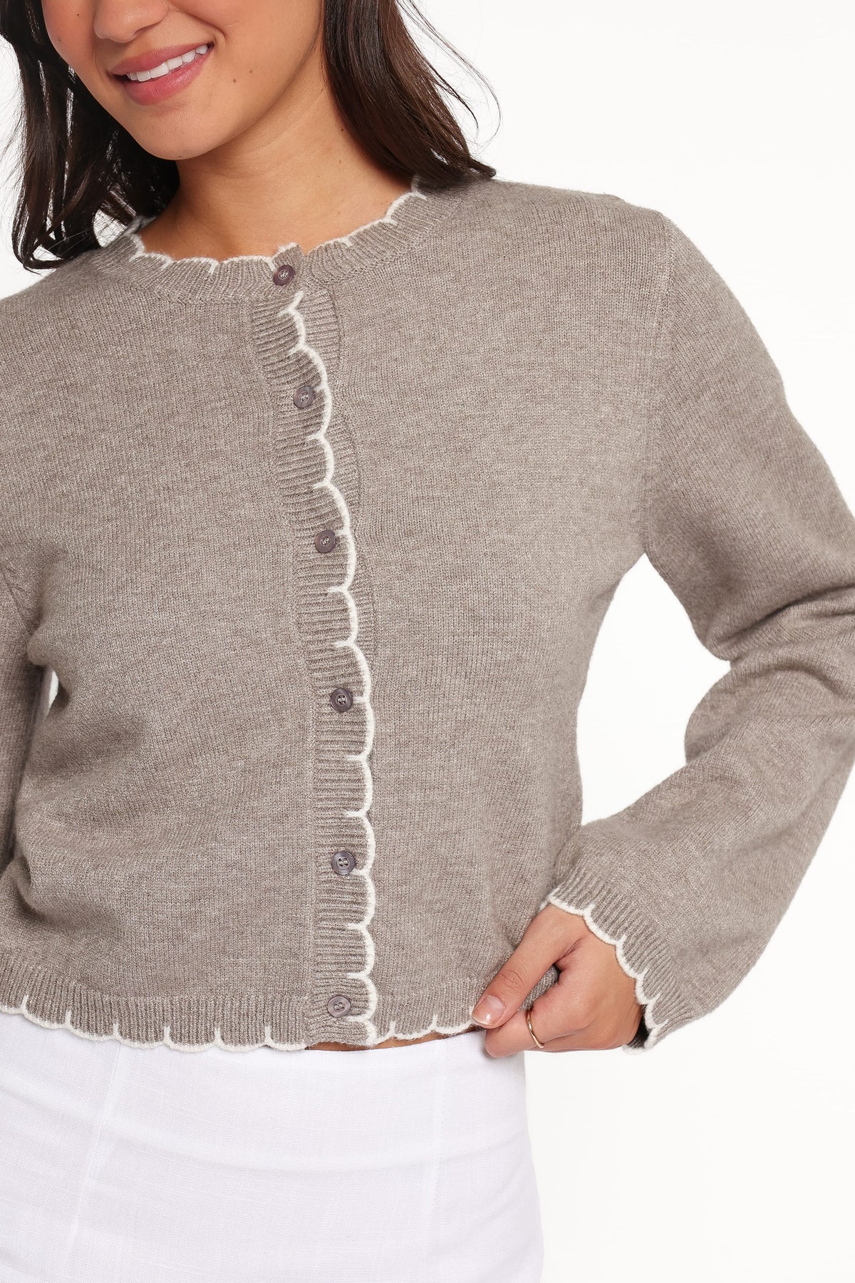 KNITWEAR Payton Scallop Cardigan - Grey