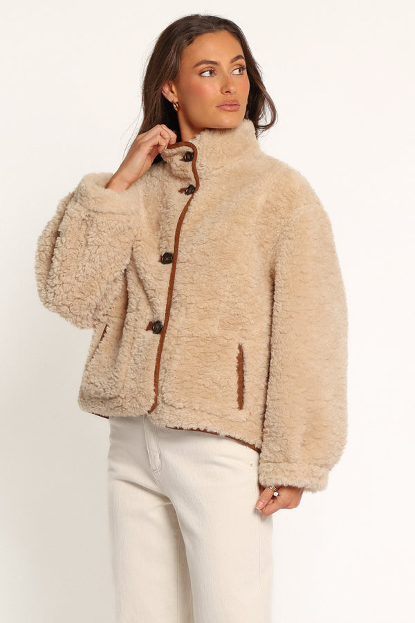 OUTERWEAR Aiden Sherling Jacket - Camel