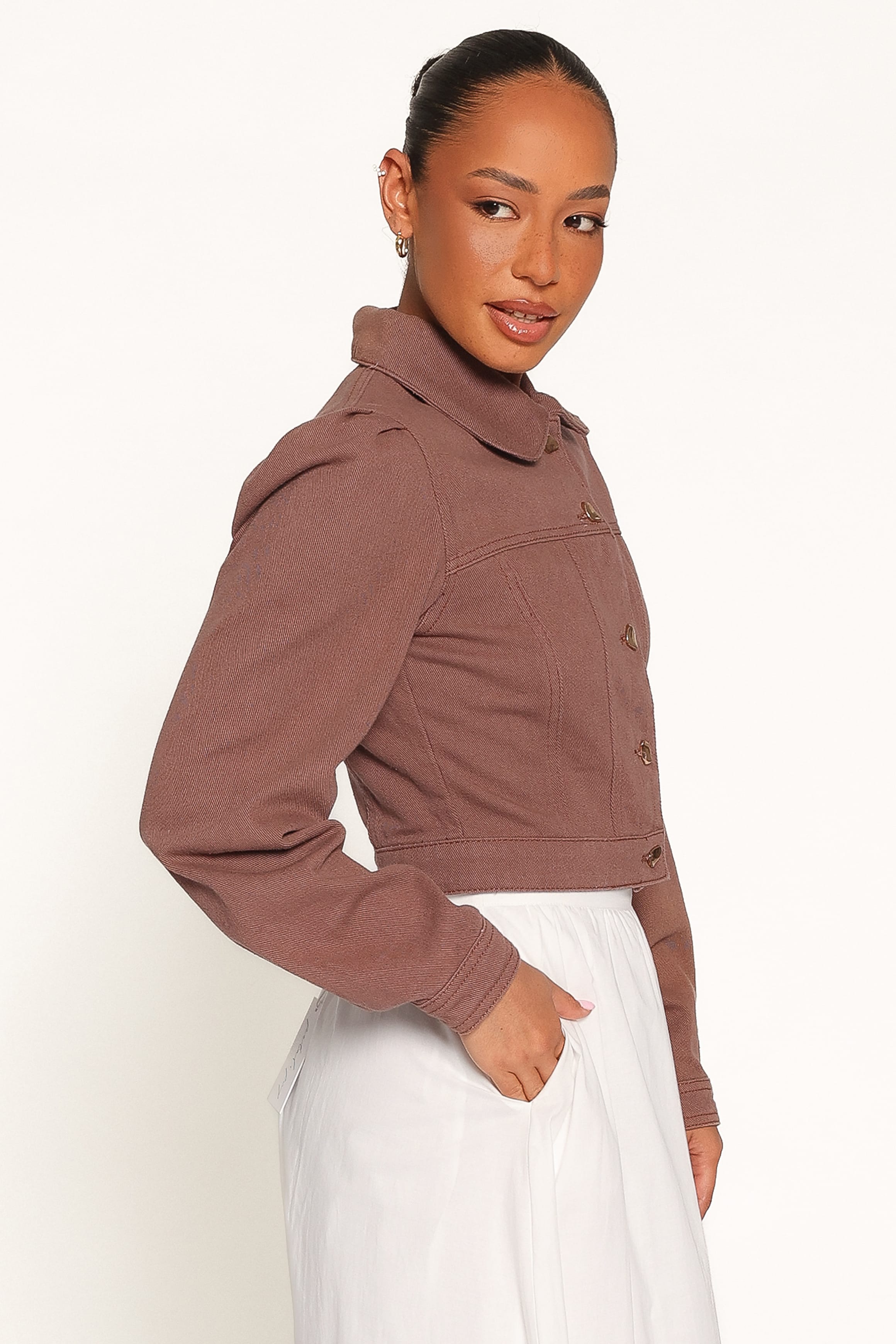 OUTERWEAR Faven Cropped Denim Jacket - Chocolate Brown